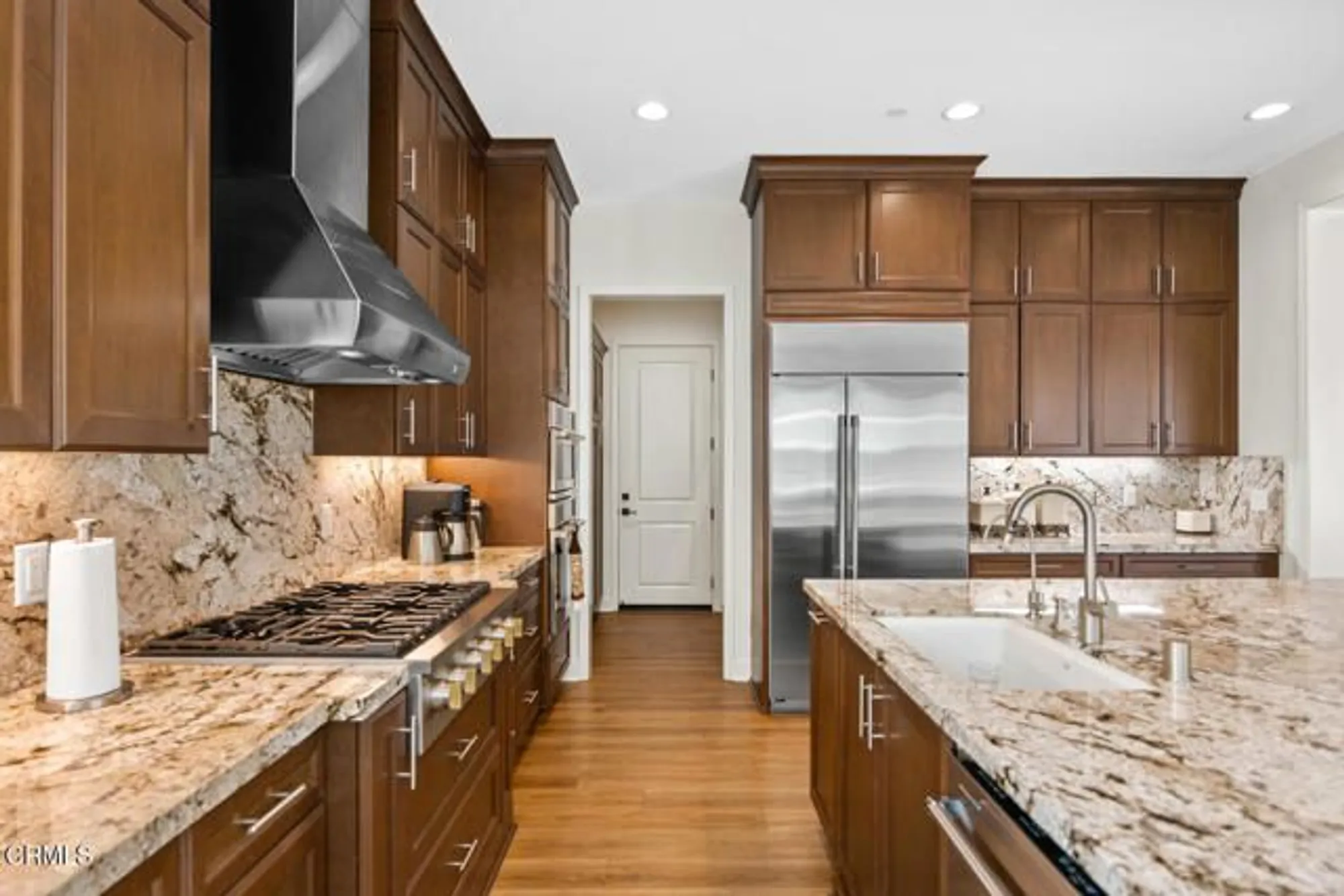 Property Slideshow image 16 of 76 | 2188 jovana ct, Camarillo, CA, 93012