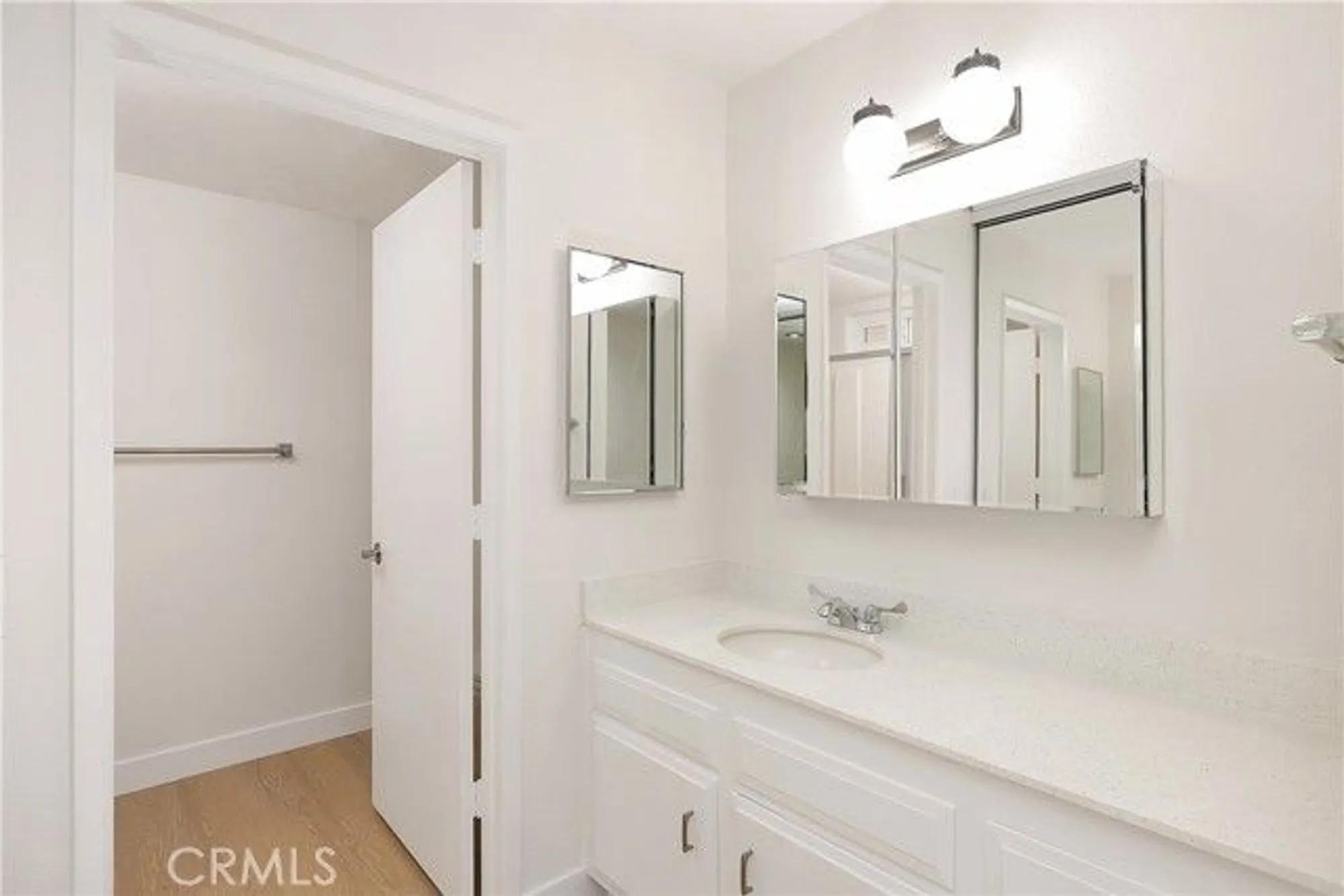 Property Slideshow image 14 of 22 | 2386 via mariposa 2b, Laguna Woods, CA, 92637