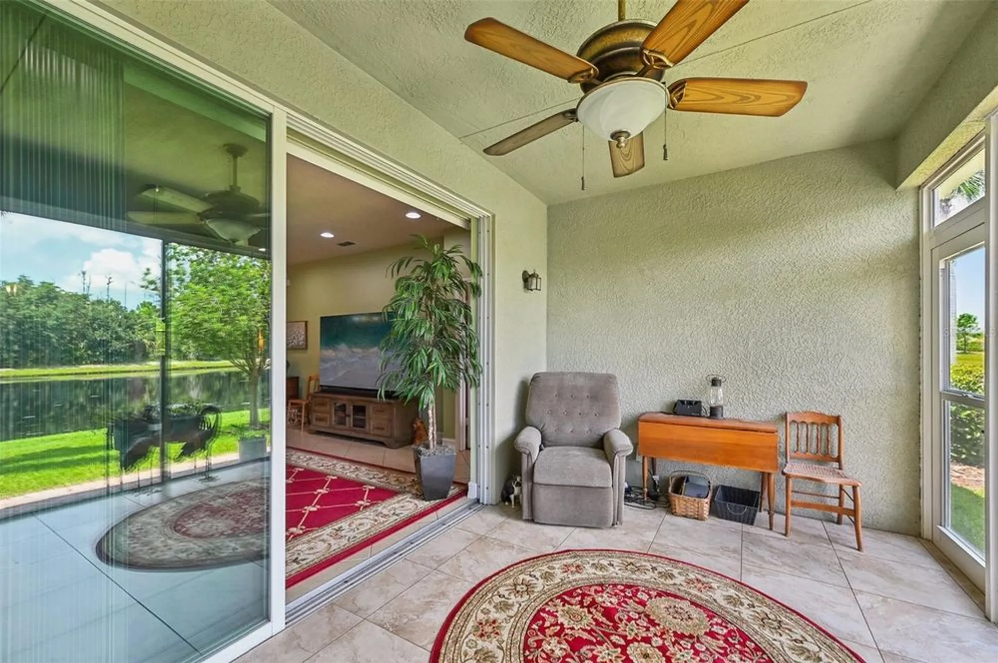 Property Slideshow image 33 of 74 | 15837 aurora lake cir, Wimauma, FL, 33598