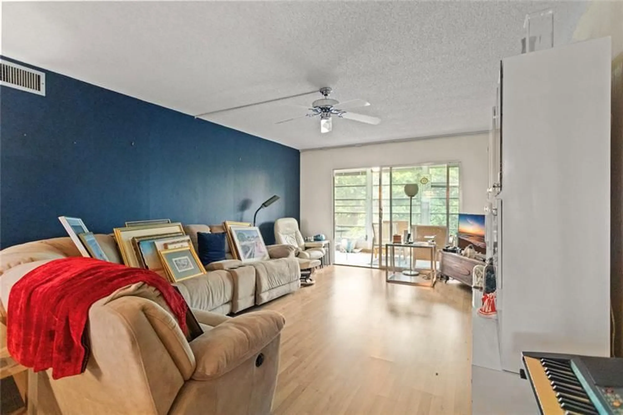 Property Slideshow image 20 of 26 | 2302 lucaya ln l4, Coconut Creek, FL, 33066