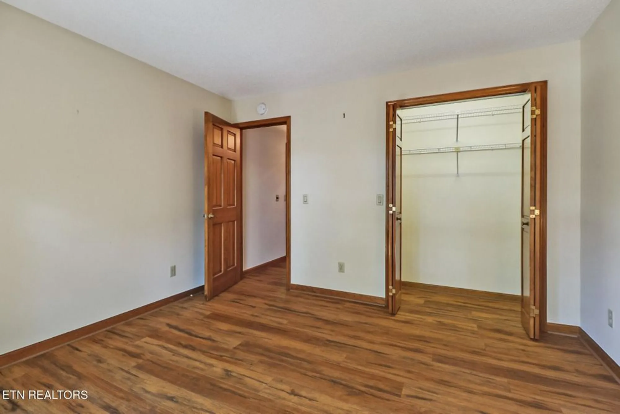 Property Slideshow image 33 of 51 | 143 sugarbush cir, Crossville, TN, 38558