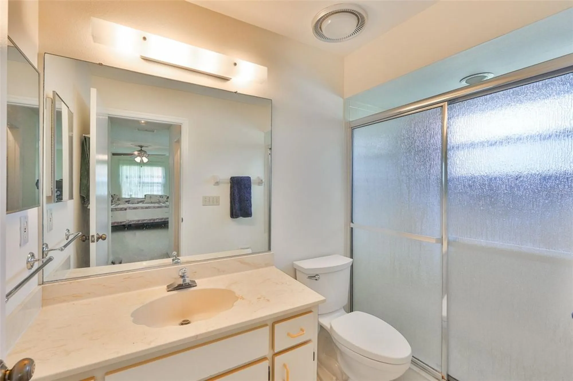 Property Slideshow image 17 of 22 | 1709 s pebble beach blvd, Sun City Center, FL, 33573