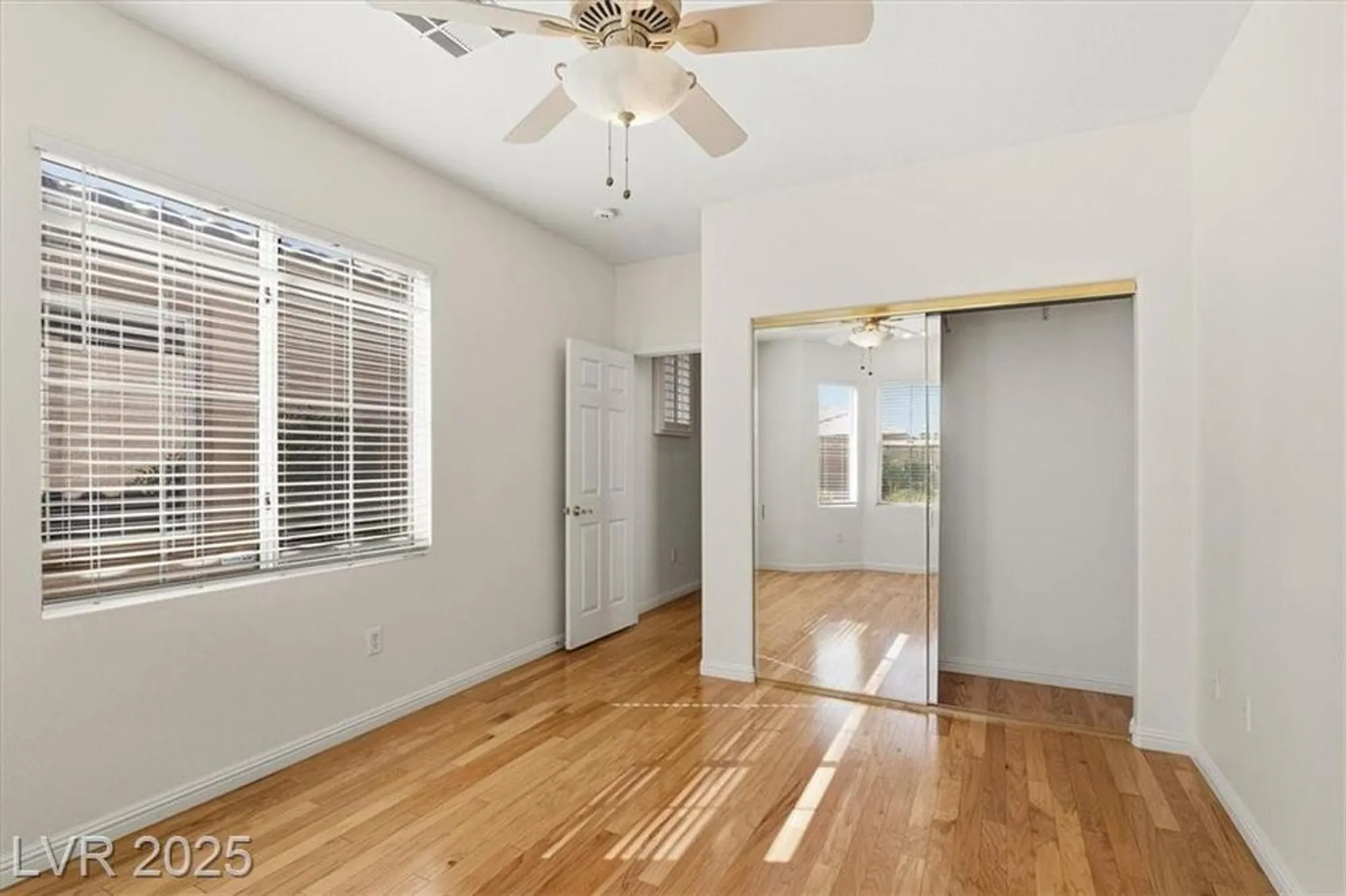 Property Slideshow image 28 of 45 | 4639 denaro dr, Las Vegas, NV, 89135