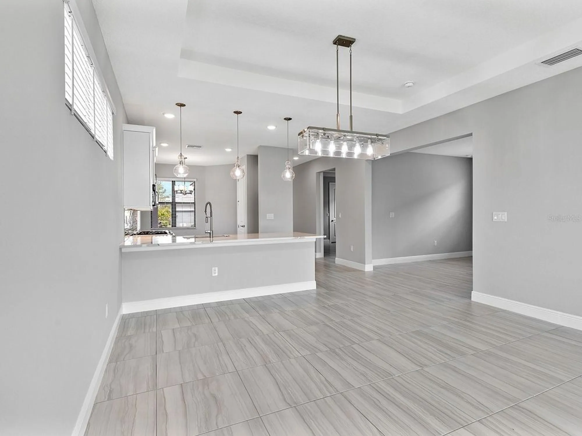 Property Slideshow image 9 of 57 | 4927 carova way, Bradenton, FL, 34211