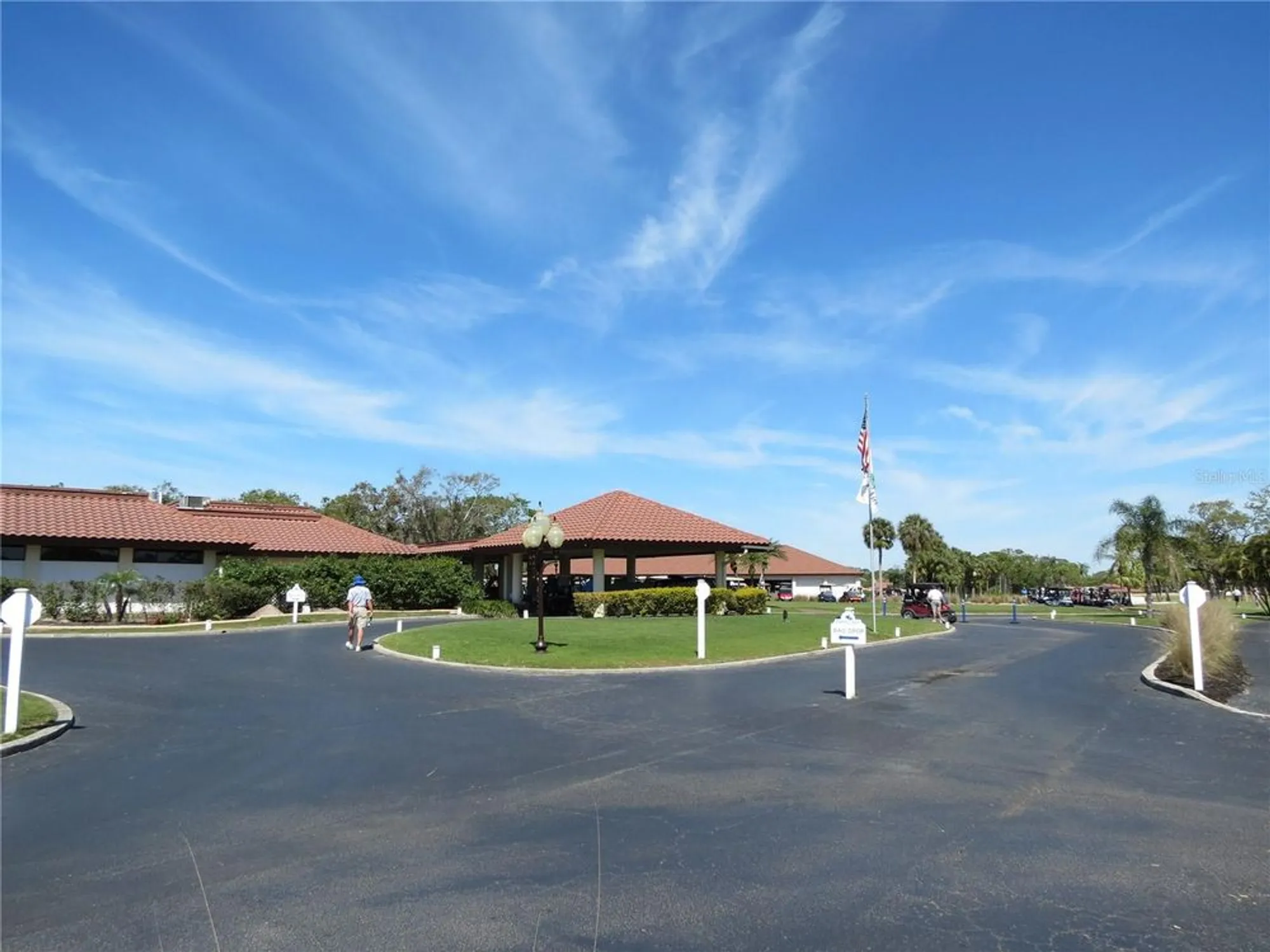 Property Slideshow image 40 of 51 | 4939 lakescene pl, Sarasota, FL, 34243