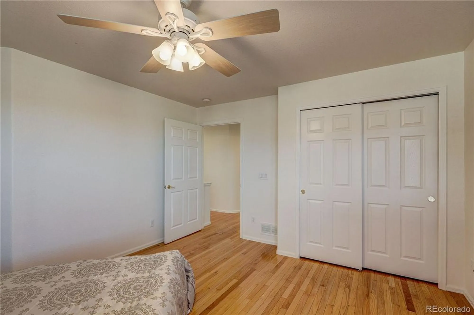 Property Slideshow image 24 of 45 | 22460 e heritage pkwy, Aurora, CO, 80016