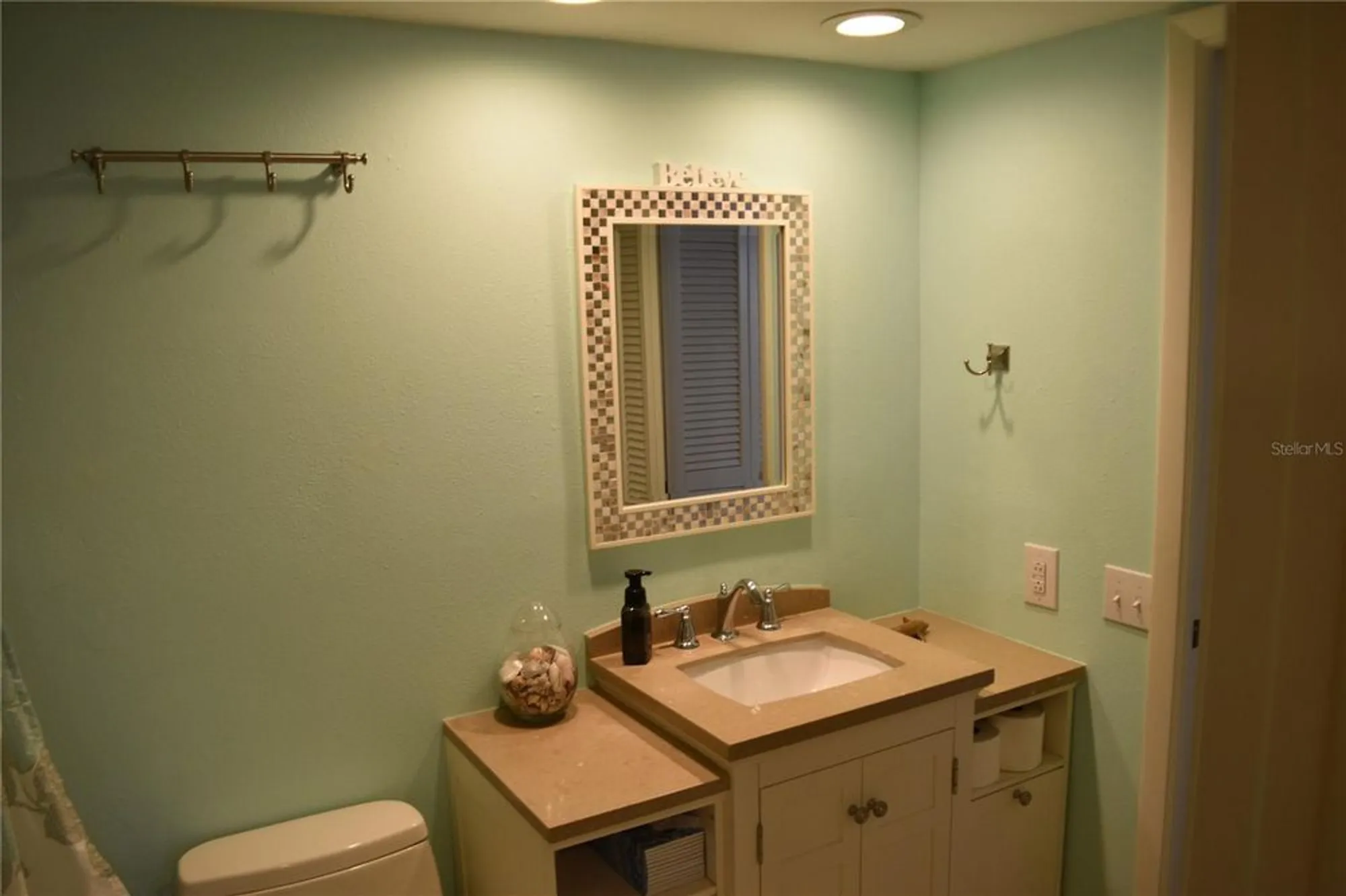 Property Slideshow image 34 of 59 | 3062 eastland blvd # d206, Clearwater, FL, 33761