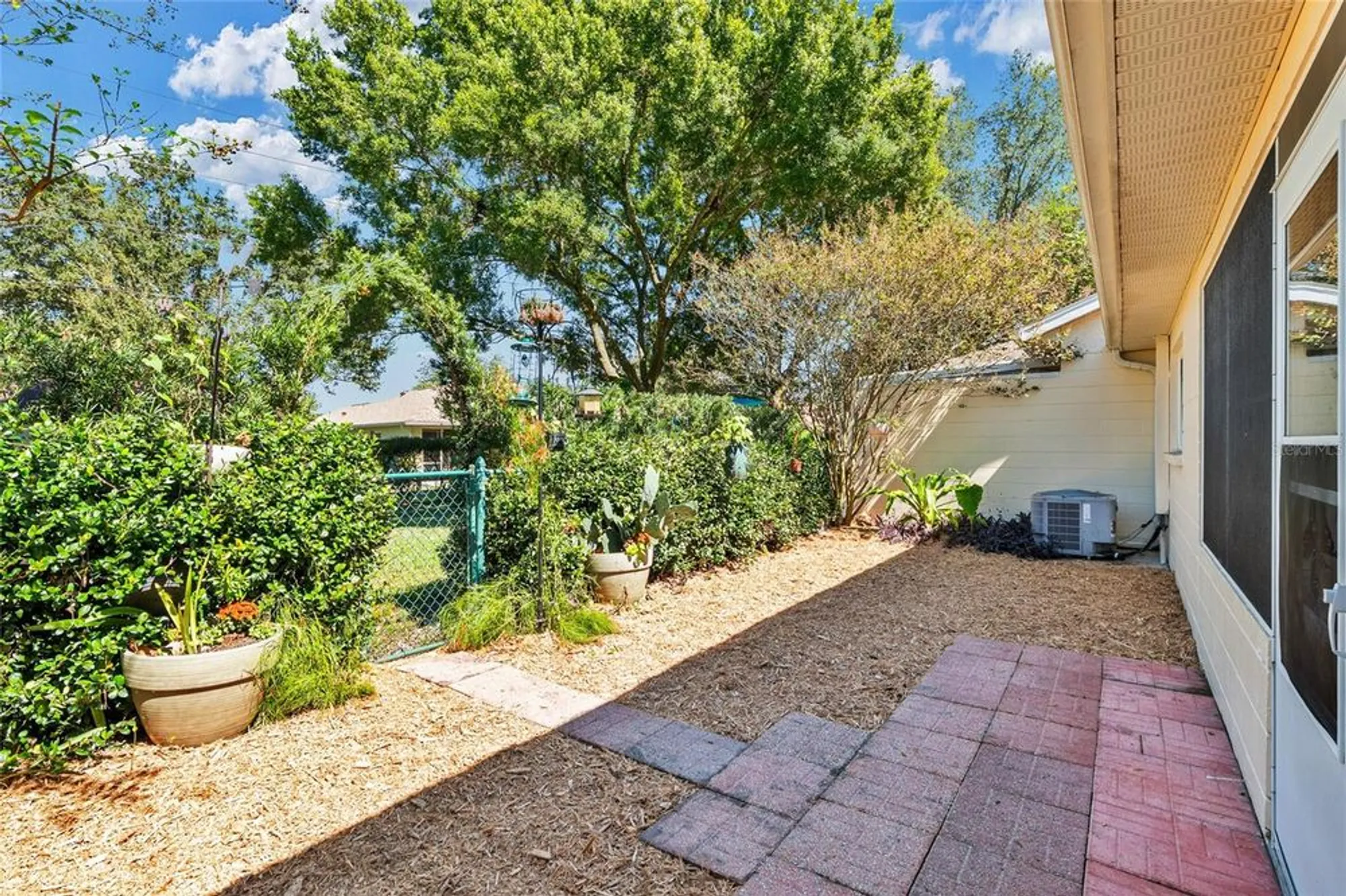 Property Slideshow image 5 of 48 | 8711 sw 90th st b, Ocala, FL, 34481