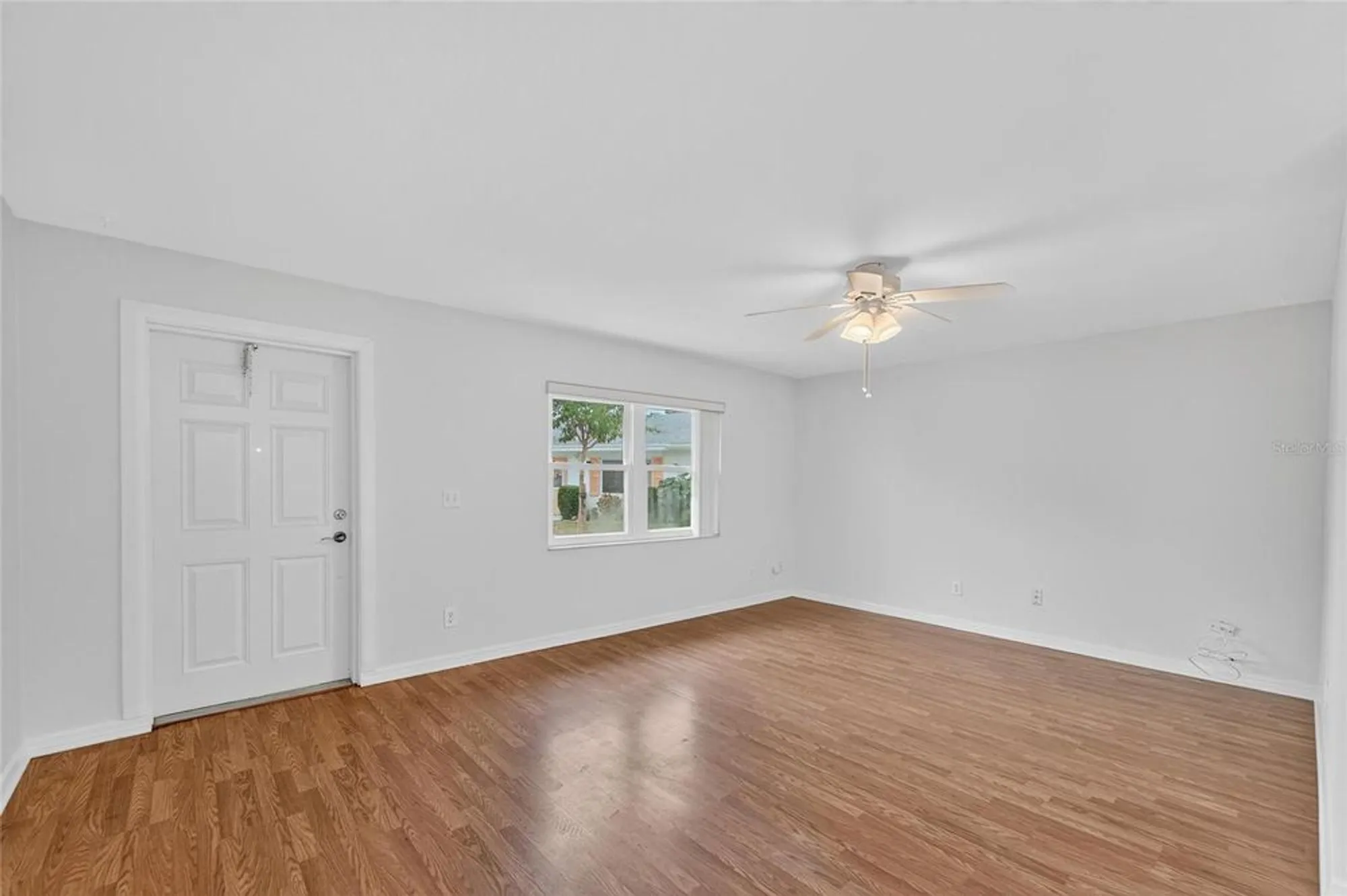 Property Slideshow image 6 of 61 | 1902 andover st apt 203, Sun City Center, FL, 33573