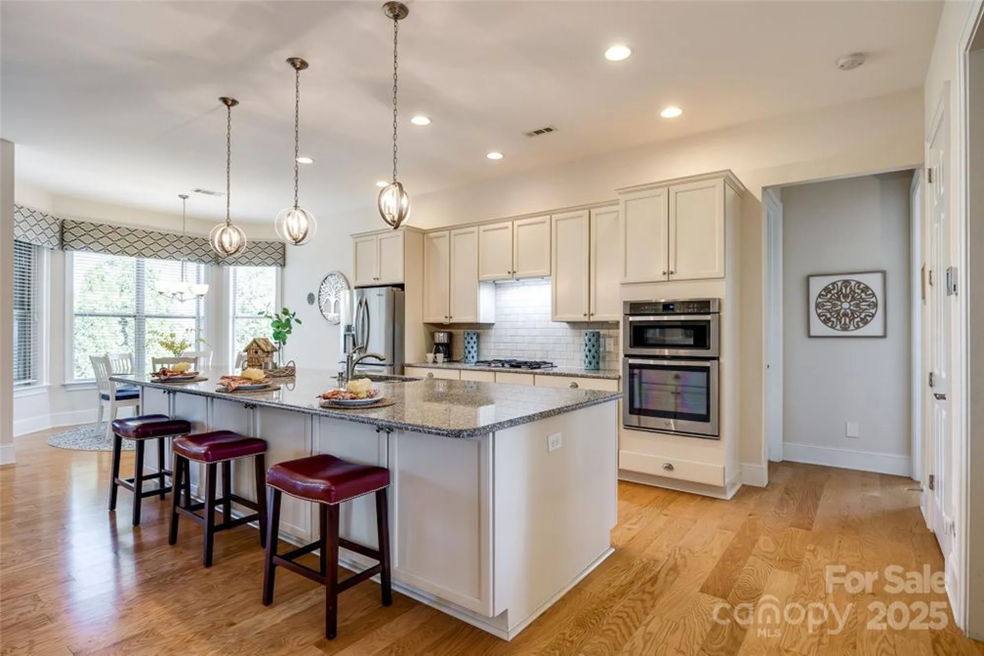 Property Slideshow image 12 of 45 | 15620 lake ridge rd, Charlotte, NC, 28278