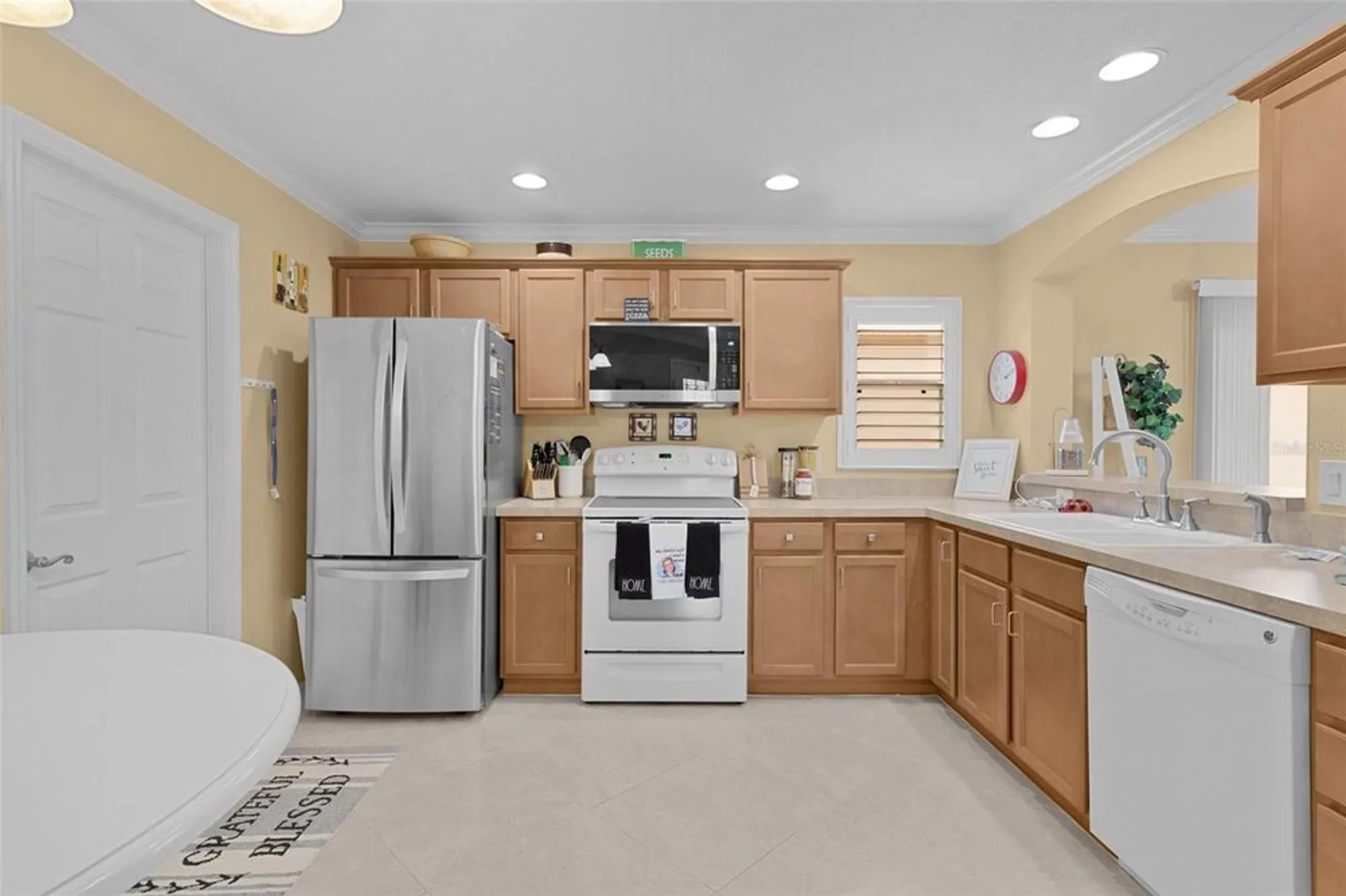 Property Slideshow image 15 of 50 | 2019 altamonte way, The Villages, FL, 32162