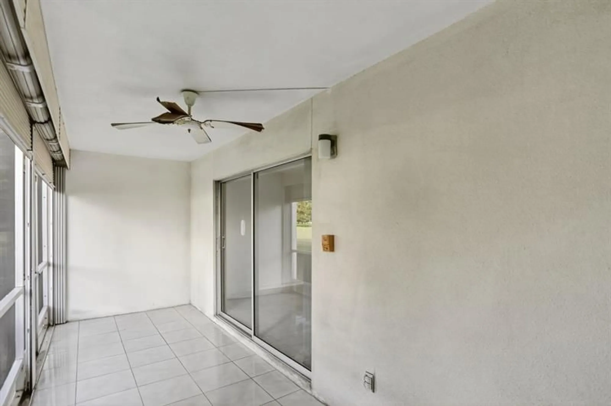 Property Slideshow image 25 of 32 | 3401 bimini ln h1, Coconut Creek, FL, 33066