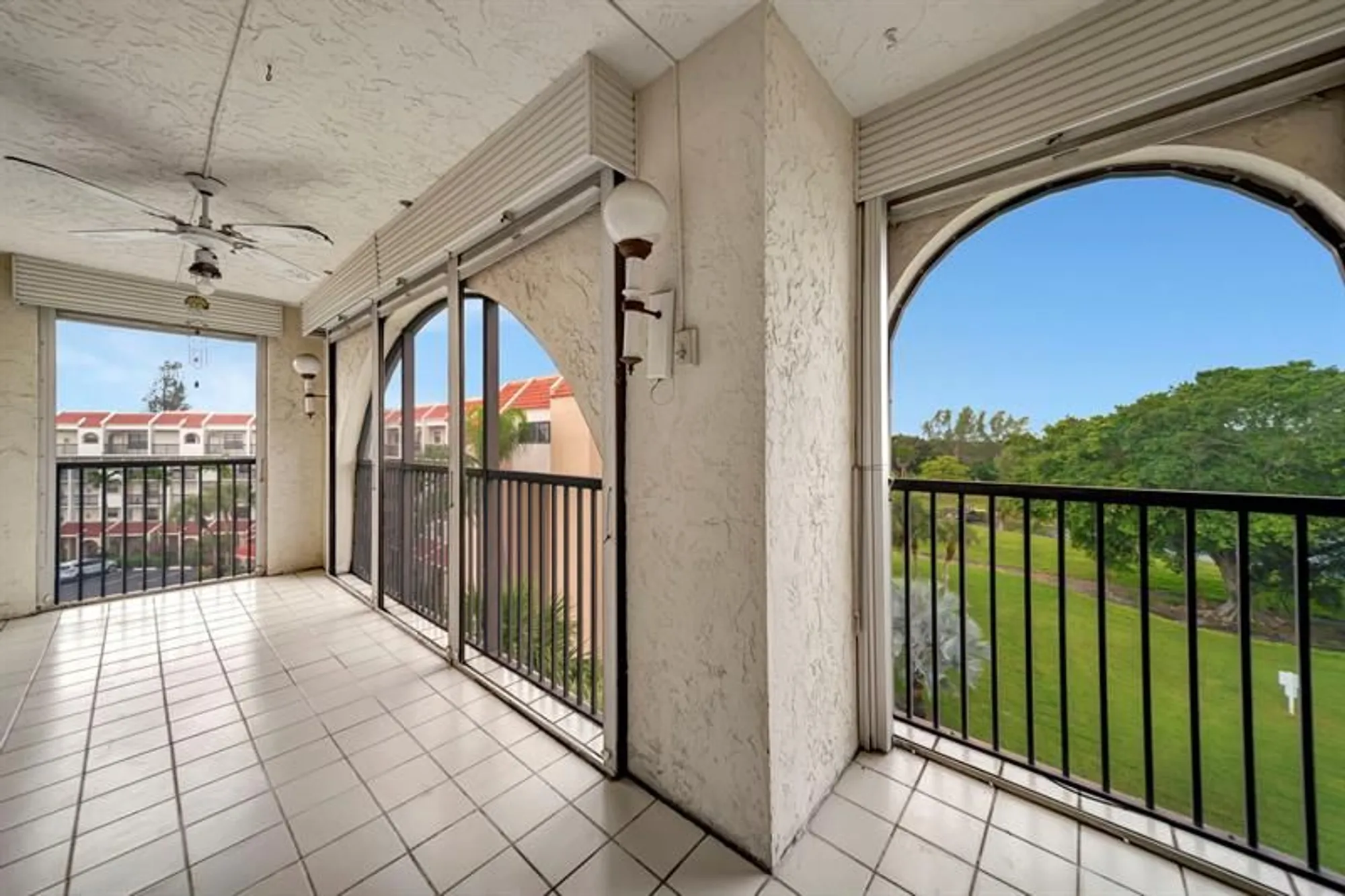 Property Slideshow image 31 of 61 | 3521 environ blvd b501, Lauderhill, FL, 33319