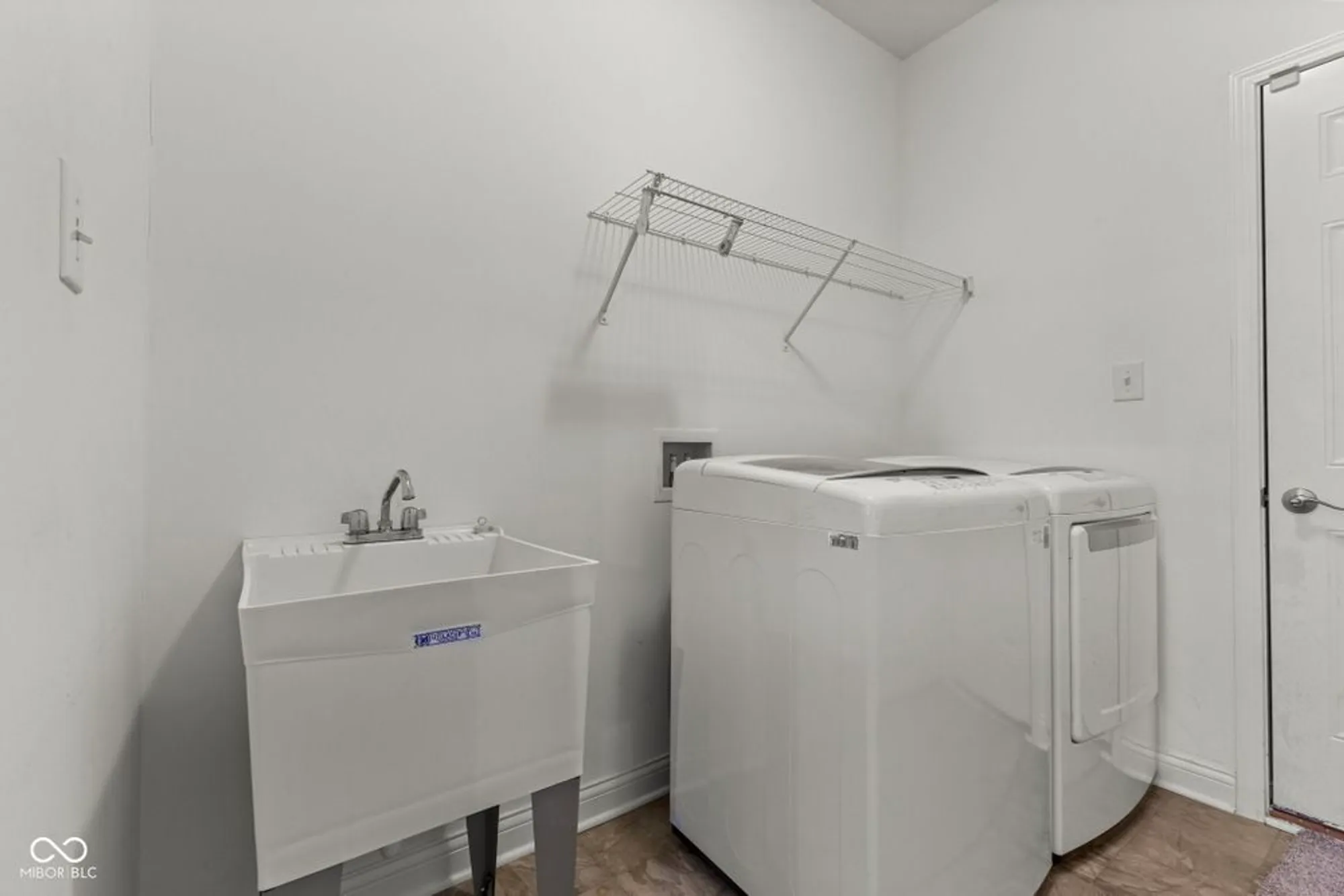 Property Slideshow image 31 of 35 | 5833 lyster ln, Indianapolis, IN, 46239