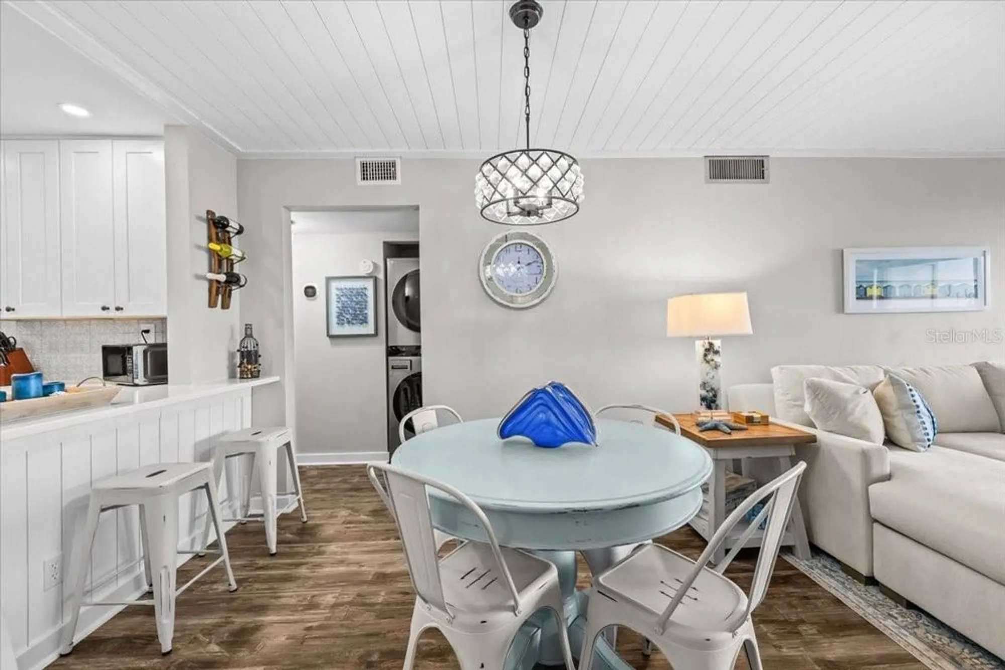 Property Slideshow image 10 of 38 | 6268 palma del mar blvd s apt 107, Saint Petersburg, FL, 33715