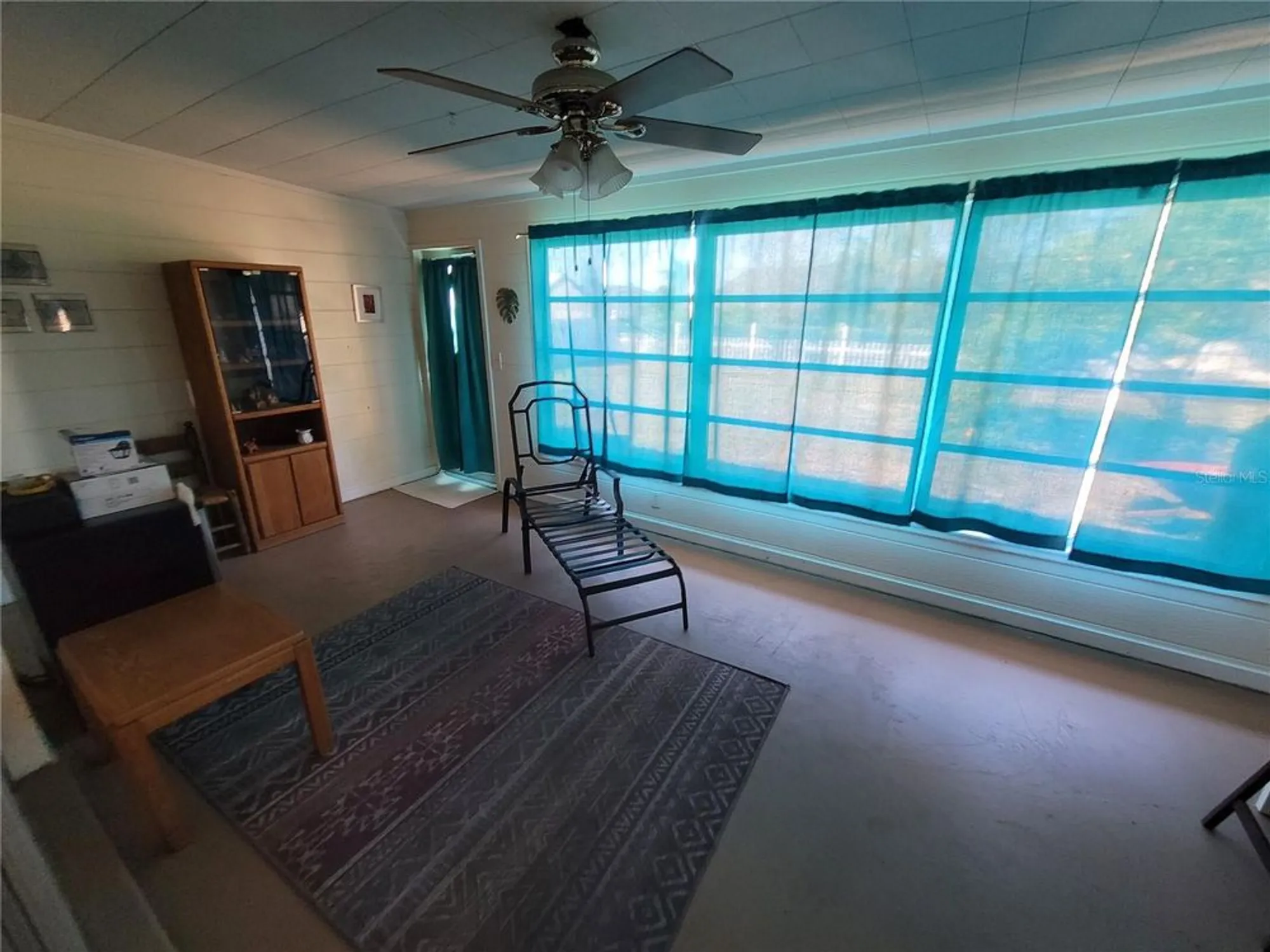 Property Slideshow image 29 of 44 | 823 la jolla ave, Sun City Center, FL, 33573