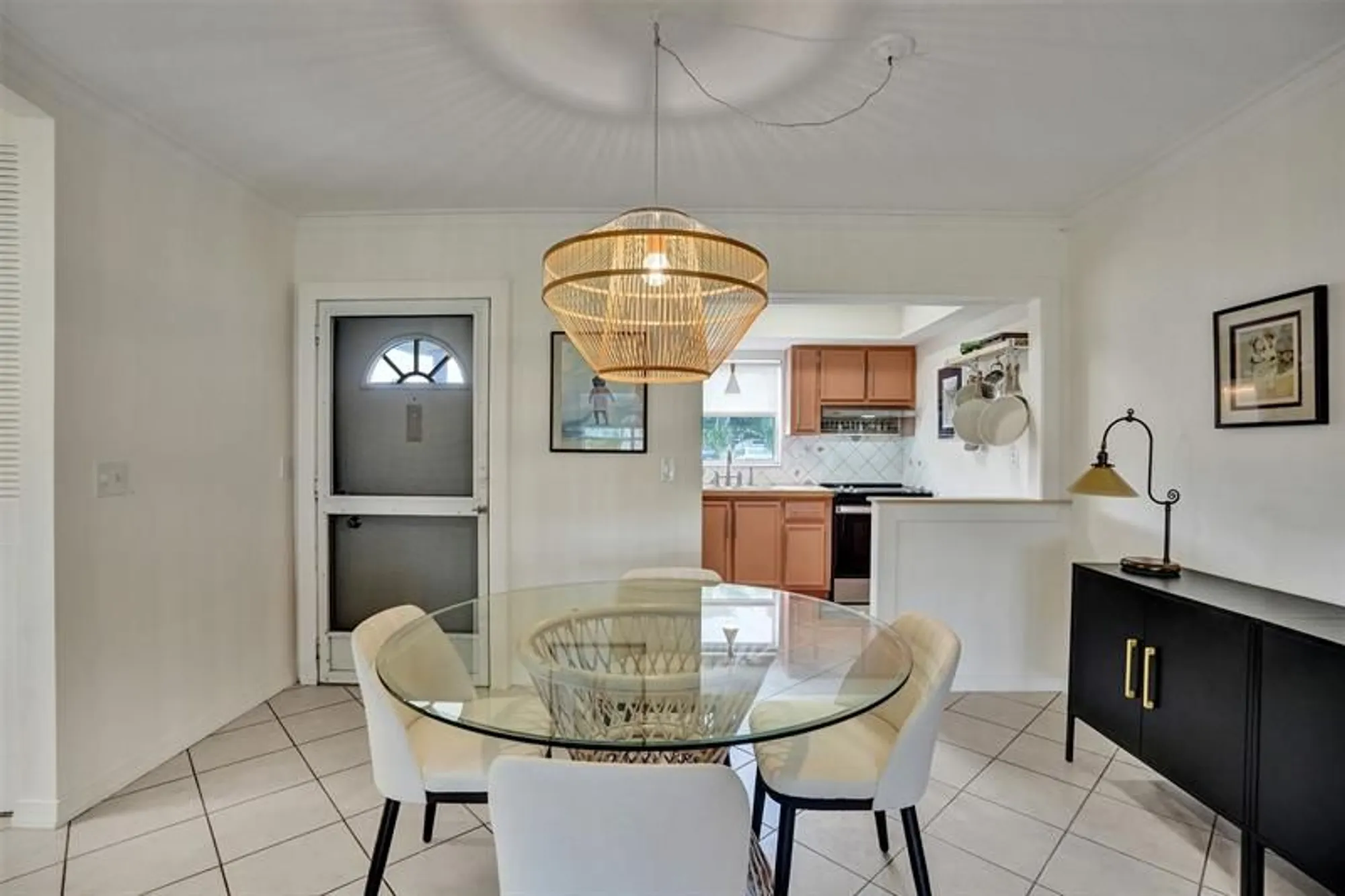 Property Slideshow image 14 of 58 | 2592 dudley dr a, West Palm Beach, FL, 33415