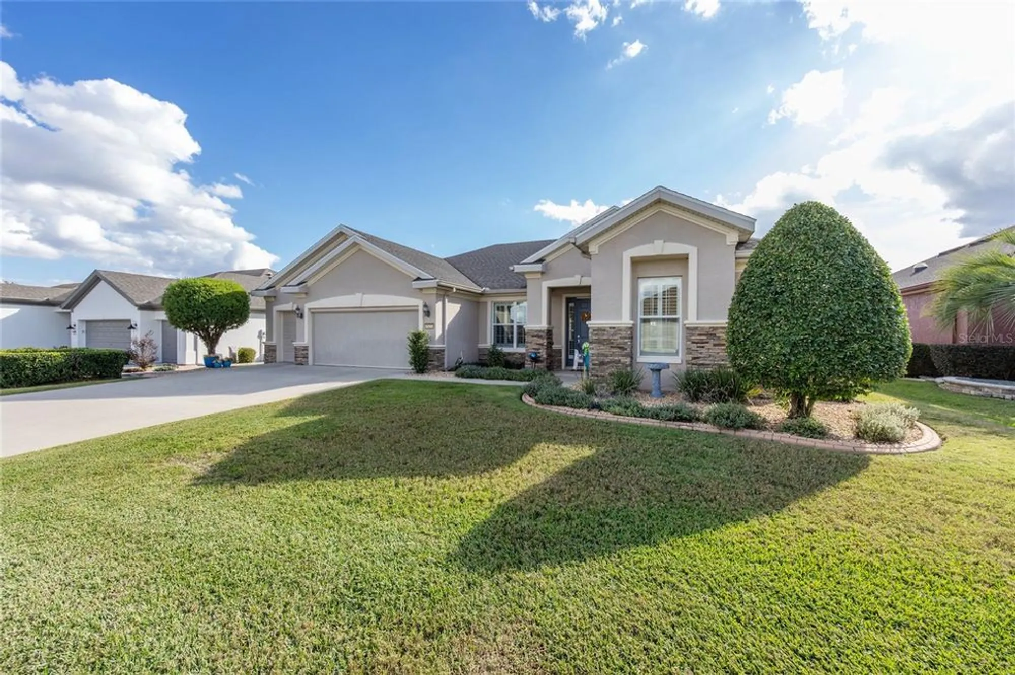 Property Slideshow image 9 of 84 | 9479 sw 71st loop, Ocala, FL, 34481