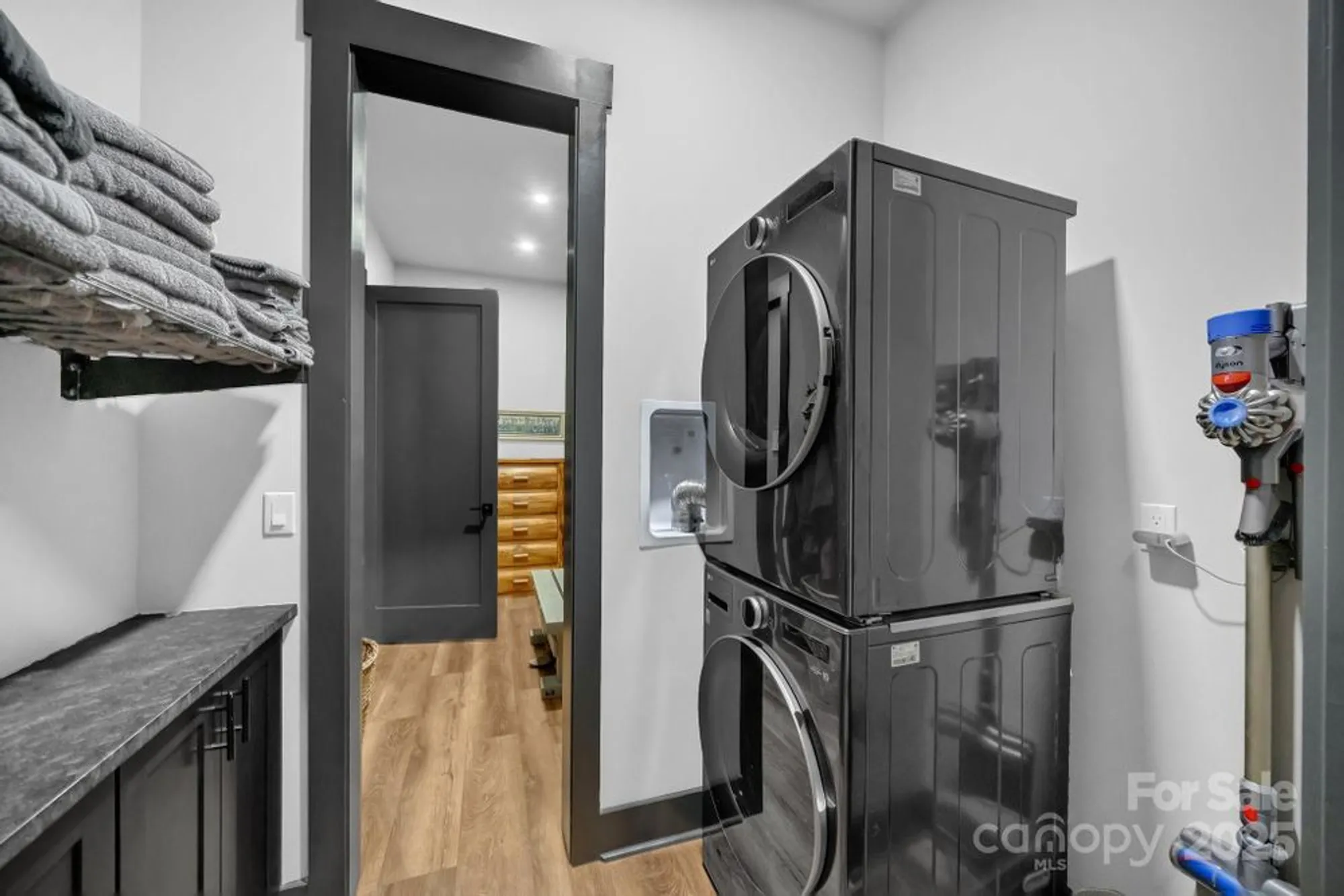 Property Slideshow image 28 of 48 | 36 northland ct, Flat Rock, NC, 28731