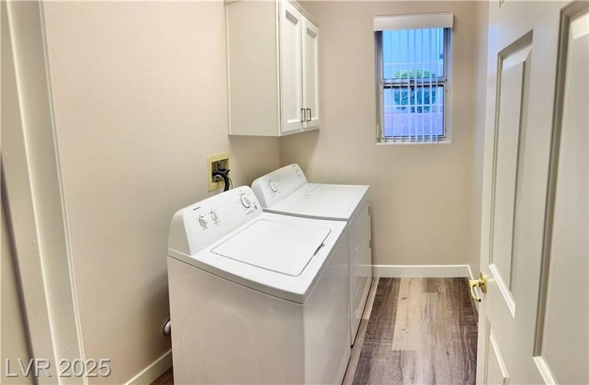 Property Slideshow image 40 of 98 | 10316 bent brook pl, Las Vegas, NV, 89134