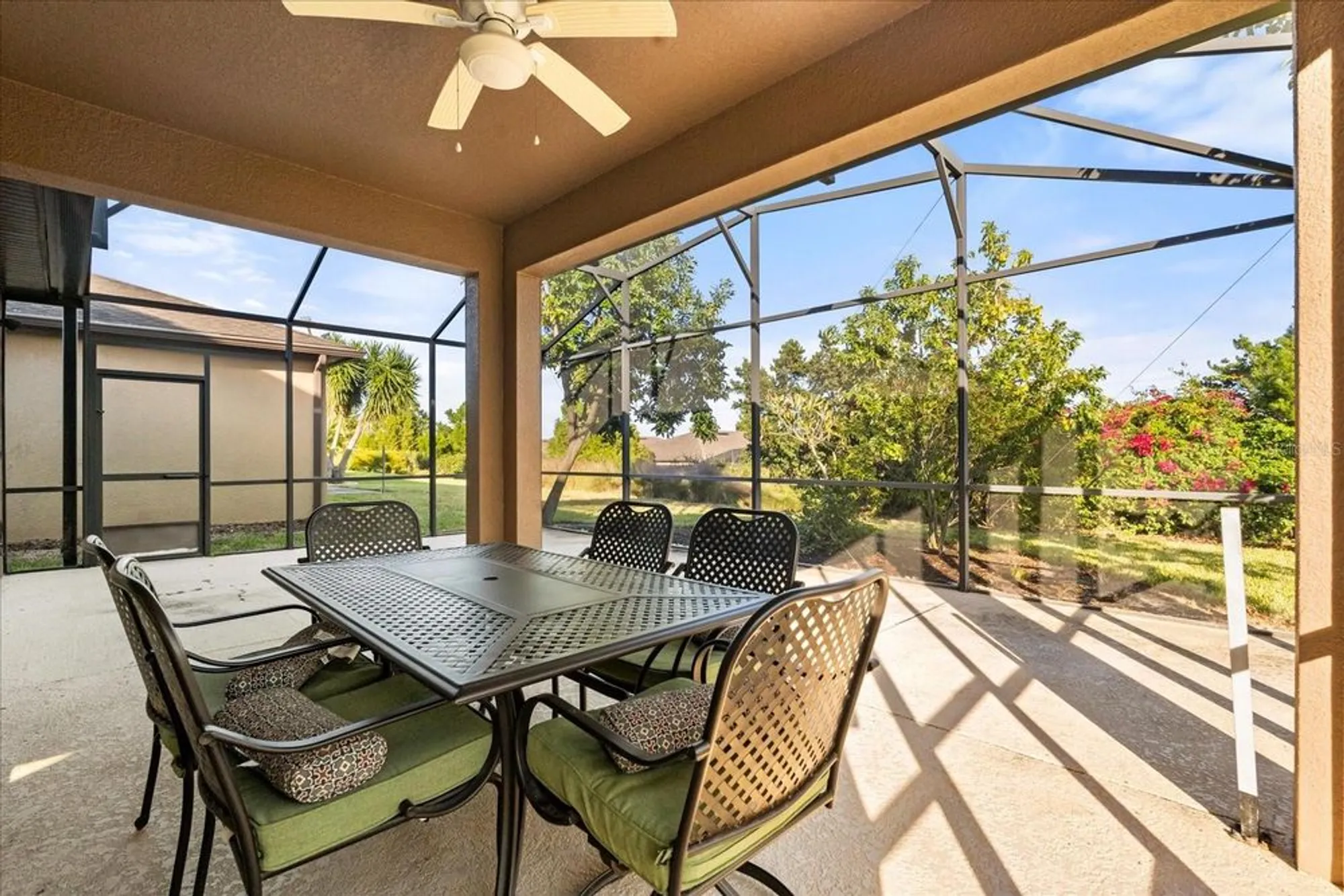 Property Slideshow image 23 of 50 | 540 pamplona pl, Davenport, FL, 33837