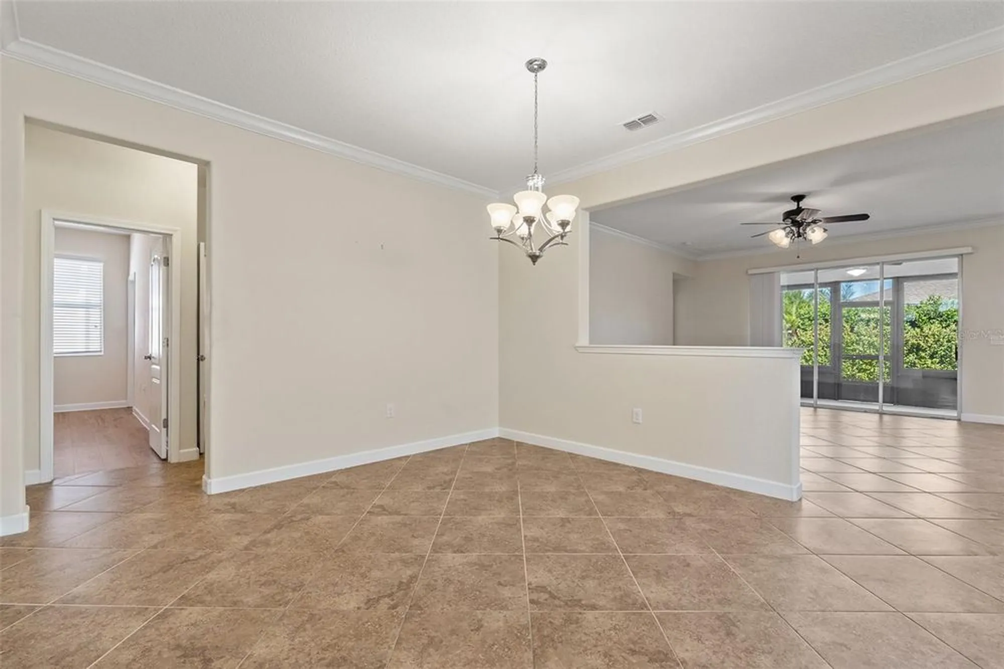 Property Slideshow image 14 of 36 | 3667 plymouth dr, Winter Haven, FL, 33884