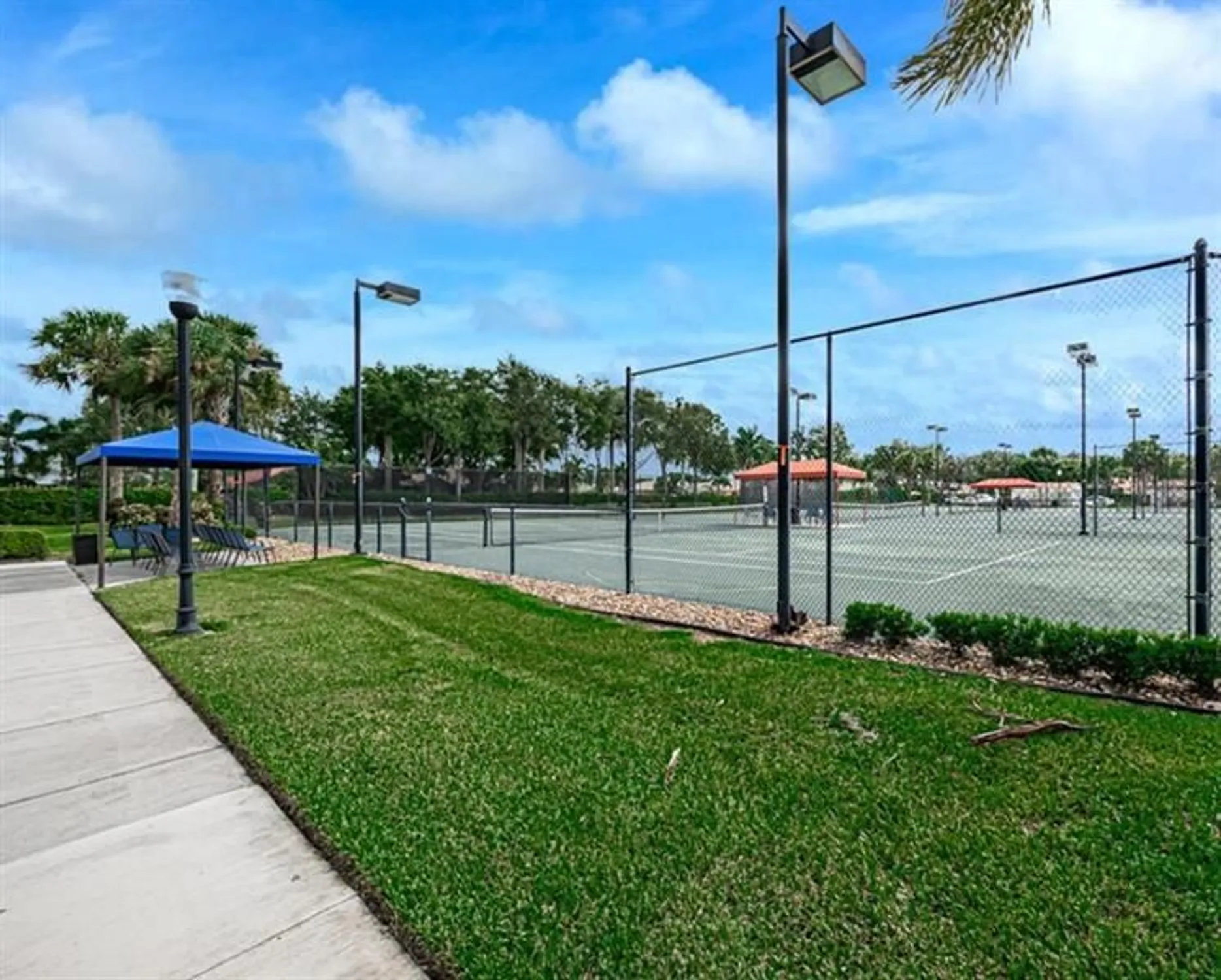 Property Slideshow image 37 of 62 | 8402 logia cir, Boynton Beach, FL, 33472