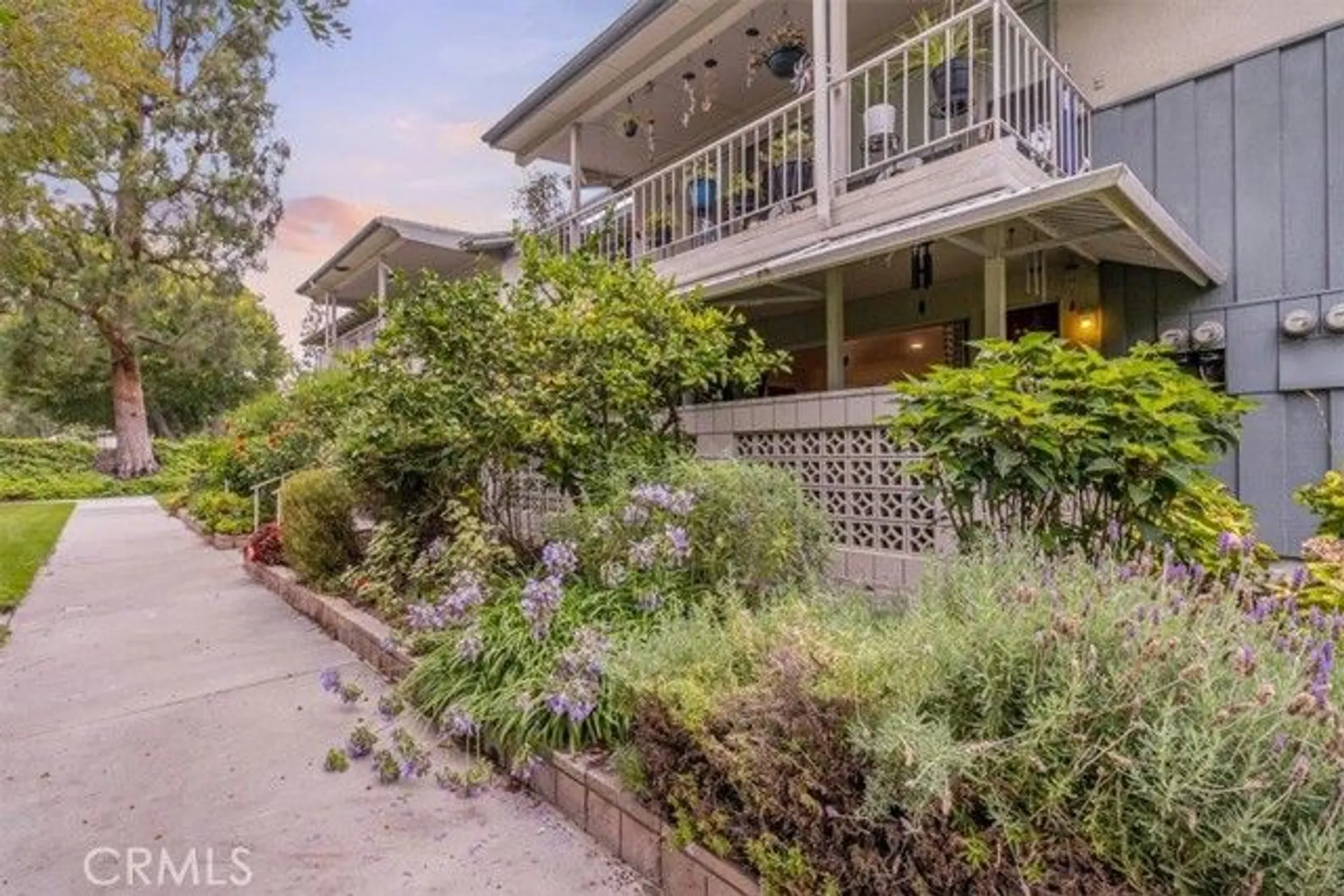 Property Slideshow image 46 of 50 | 107 via estrada f, Laguna Woods, CA, 92637