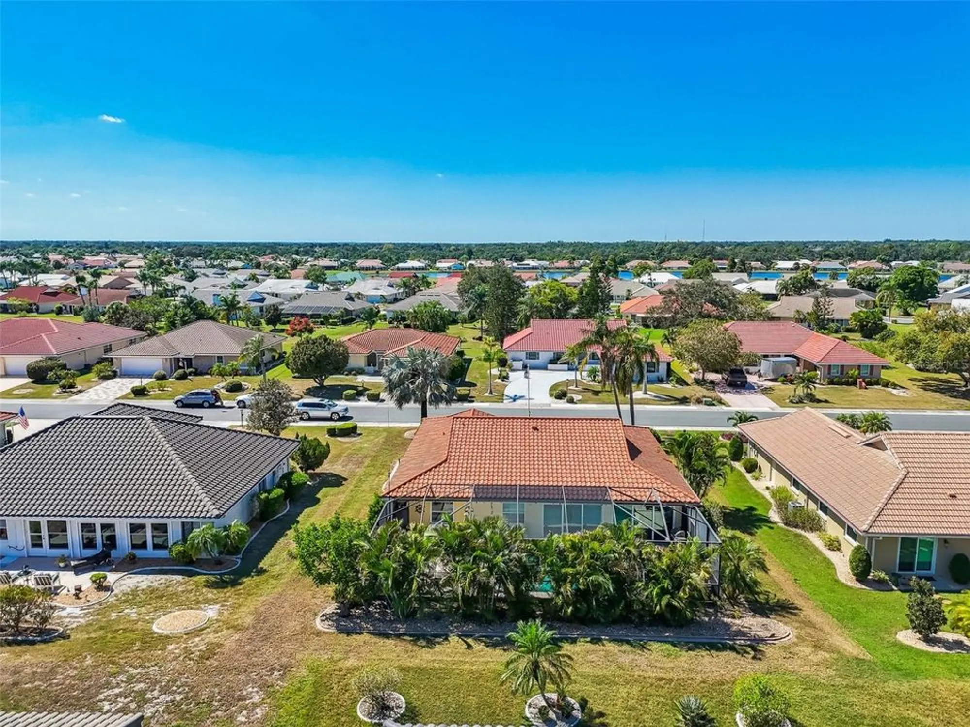 Property Slideshow image 34 of 62 | 706 plumbrook rd, Sun City Center, FL, 33573