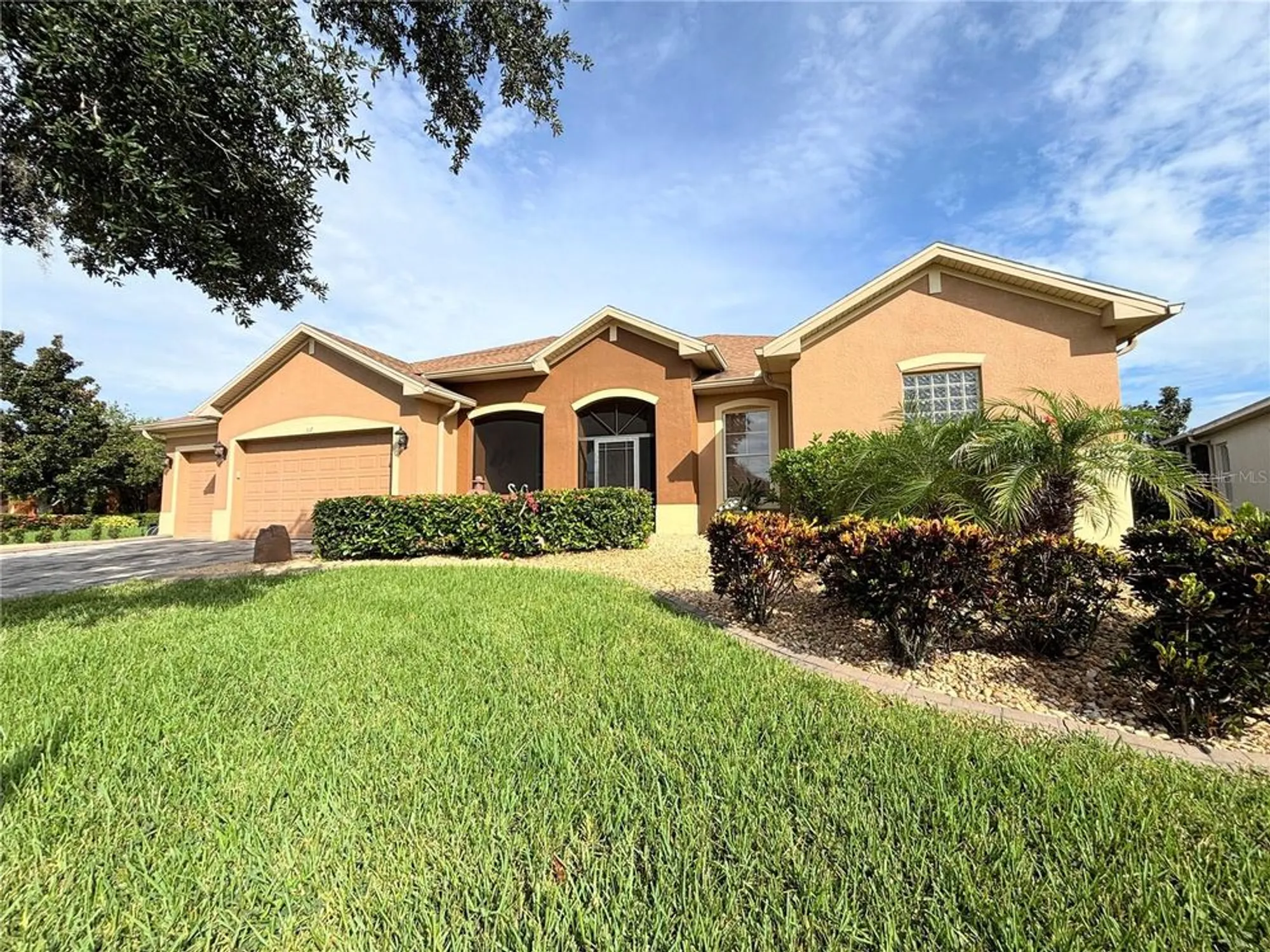 Property Slideshow image 2 of 80 | 317 sorrento rd, Poinciana, FL, 34759