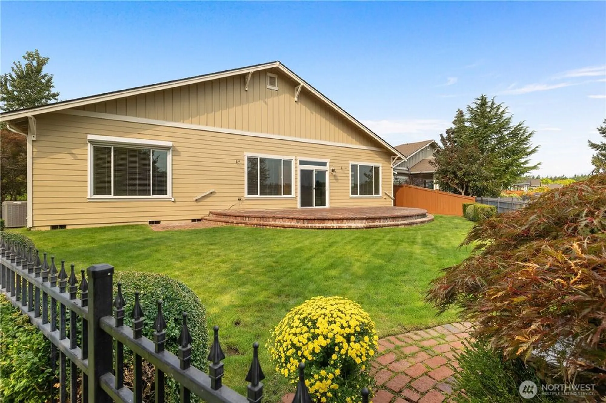 Property Slideshow image 13 of 40 | 4212 vashon dr, Lacey, WA, 98516