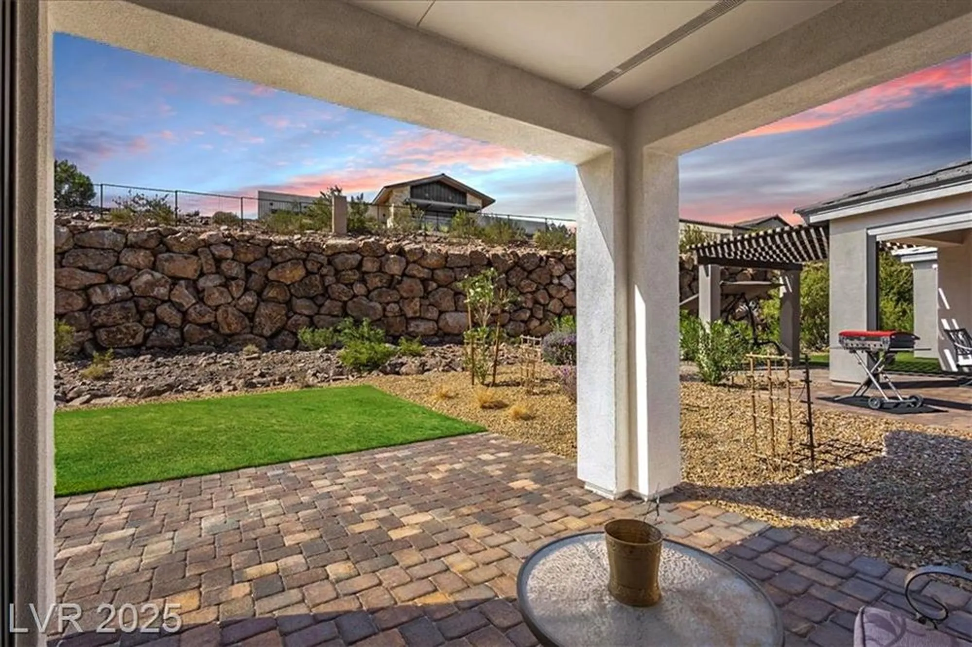 Property Slideshow image 20 of 35 | 25 stone yucca ct, Henderson, NV, 89011