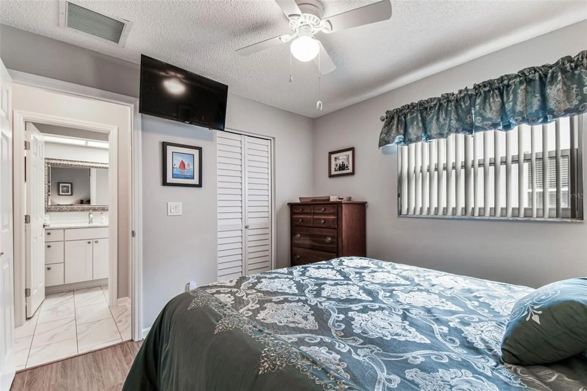 Property Slideshow image 22 of 99 | 2834 thistle ct, Palm Harbor, FL, 34684