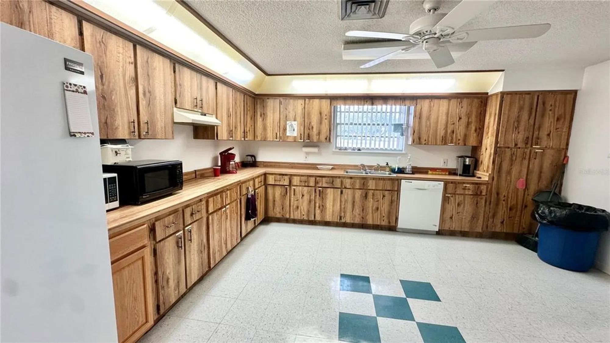 Property Slideshow image 71 of 85 | 918 dundee cir, Leesburg, FL, 34788