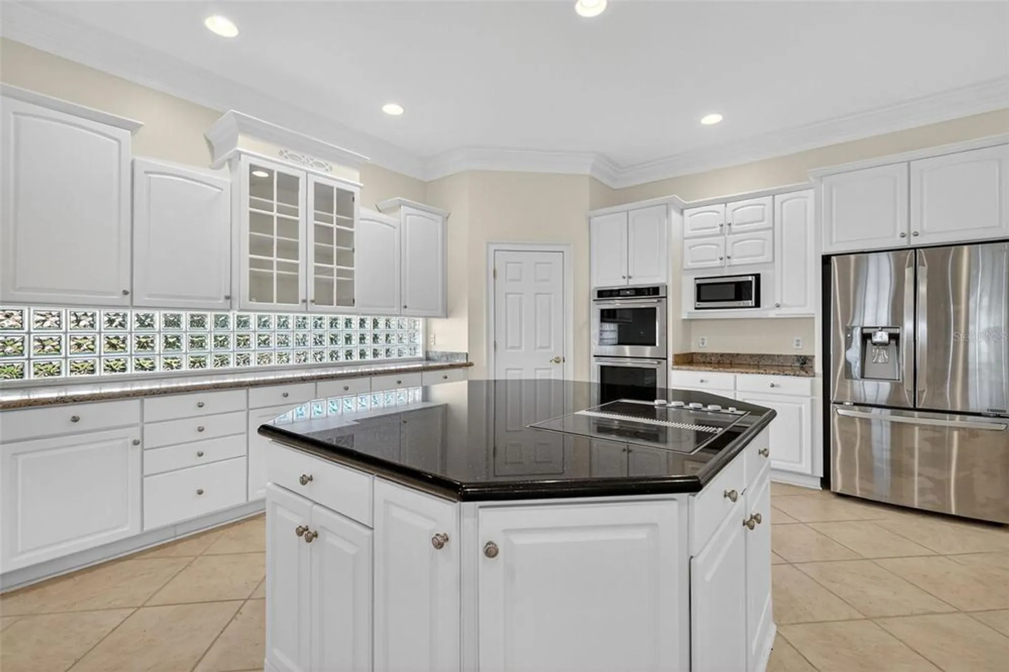 Property Slideshow image 12 of 80 | 1861 edgewater dr, Mount Dora, FL, 32757