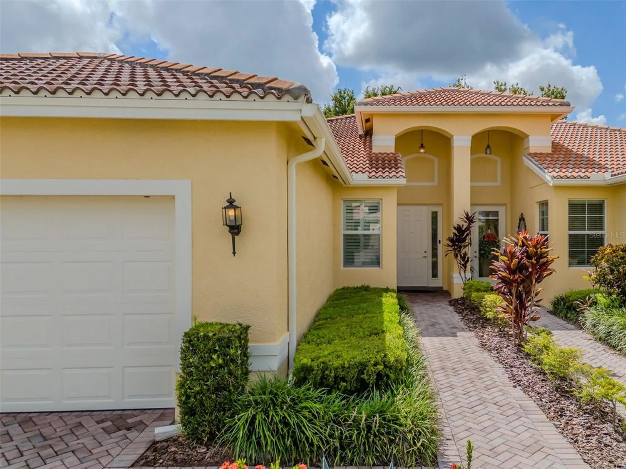 Property Slideshow image 5 of 84 | 16130 amethyst key dr, Wimauma, FL, 33598