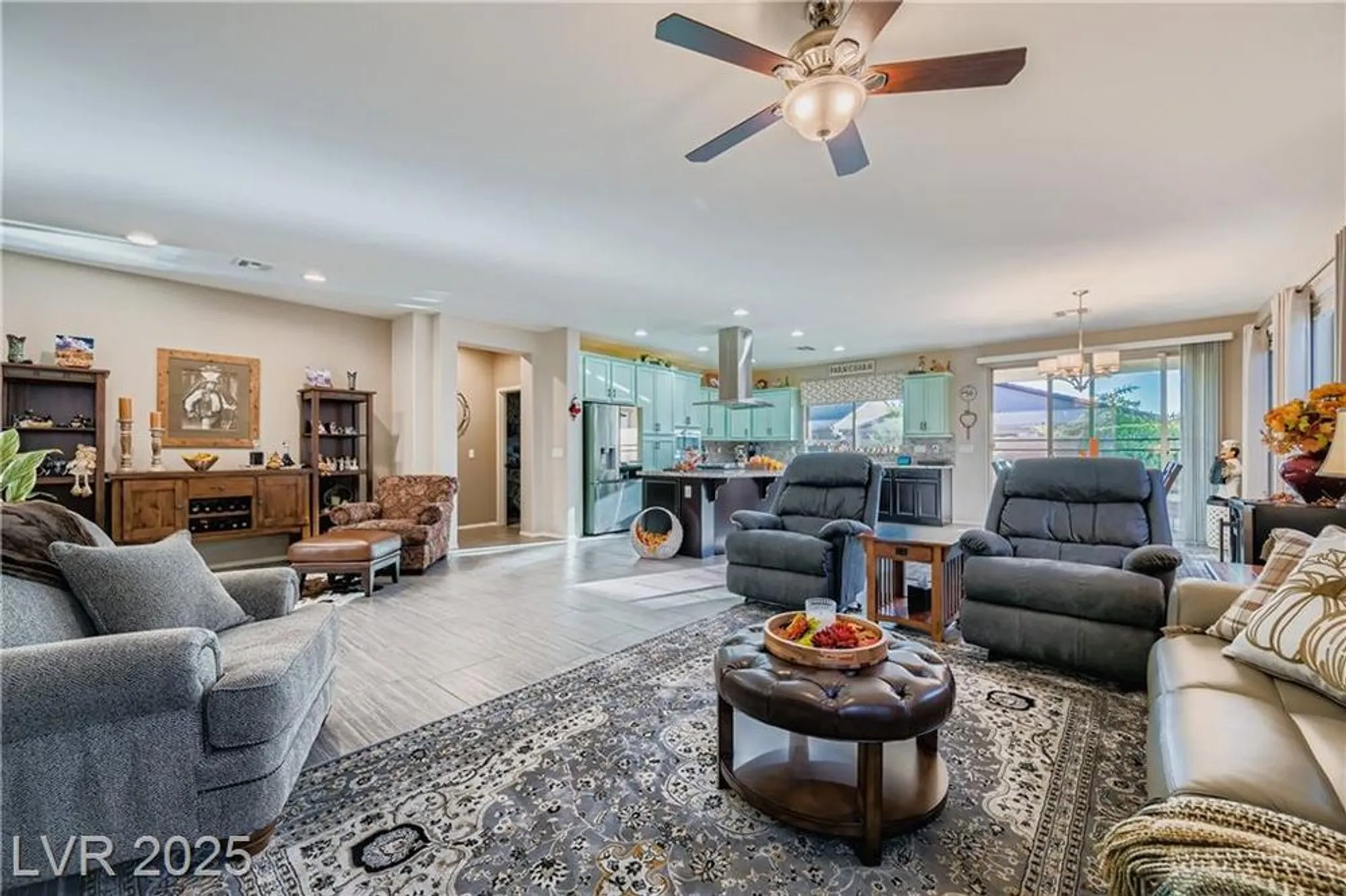 Property Slideshow image 10 of 40 | 5654 sagamore canyon st, North Las Vegas, NV, 89081