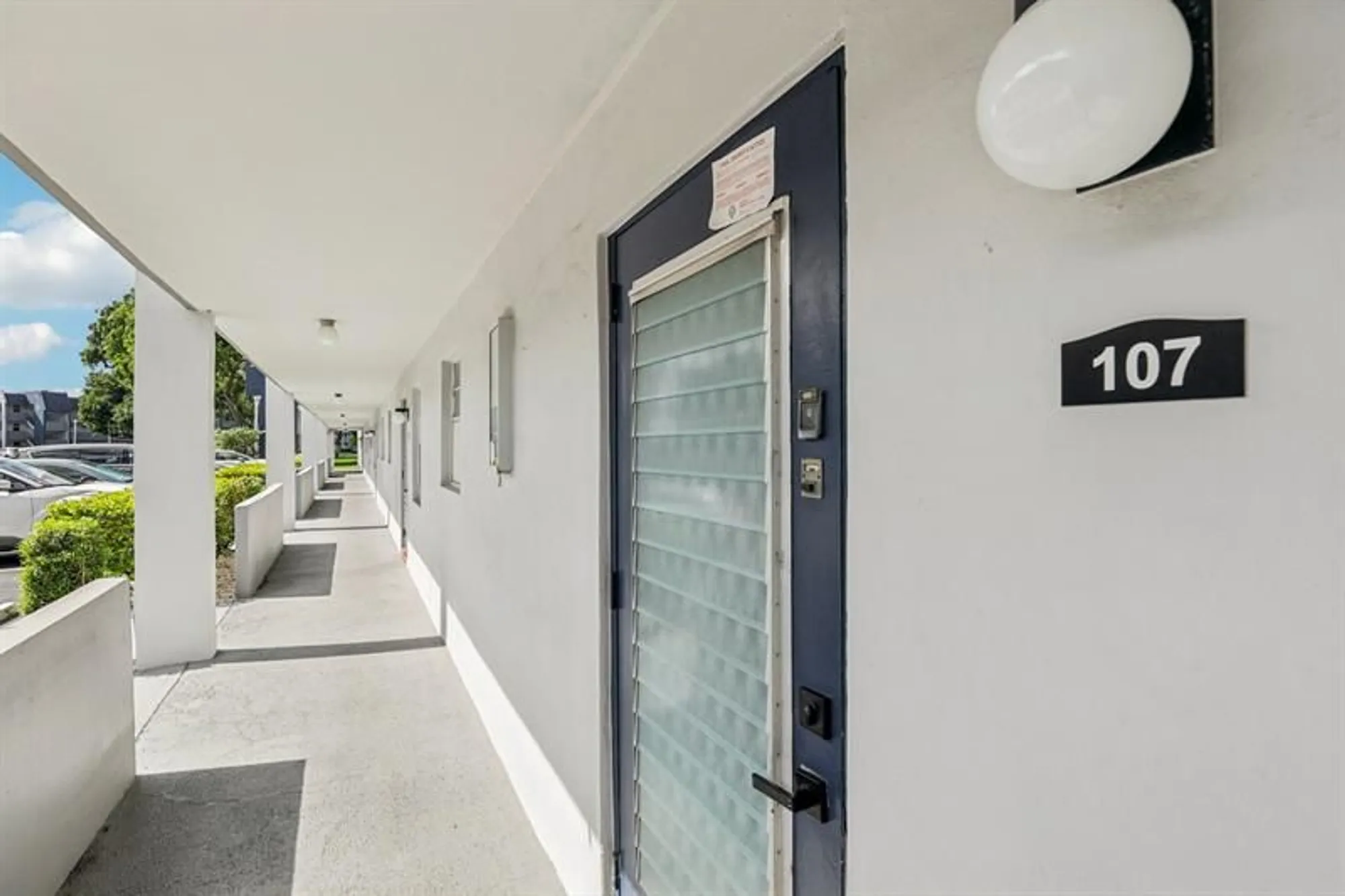 Property Slideshow image 3 of 32 | 7897 golf circle dr apt 107, Margate, FL, 33063