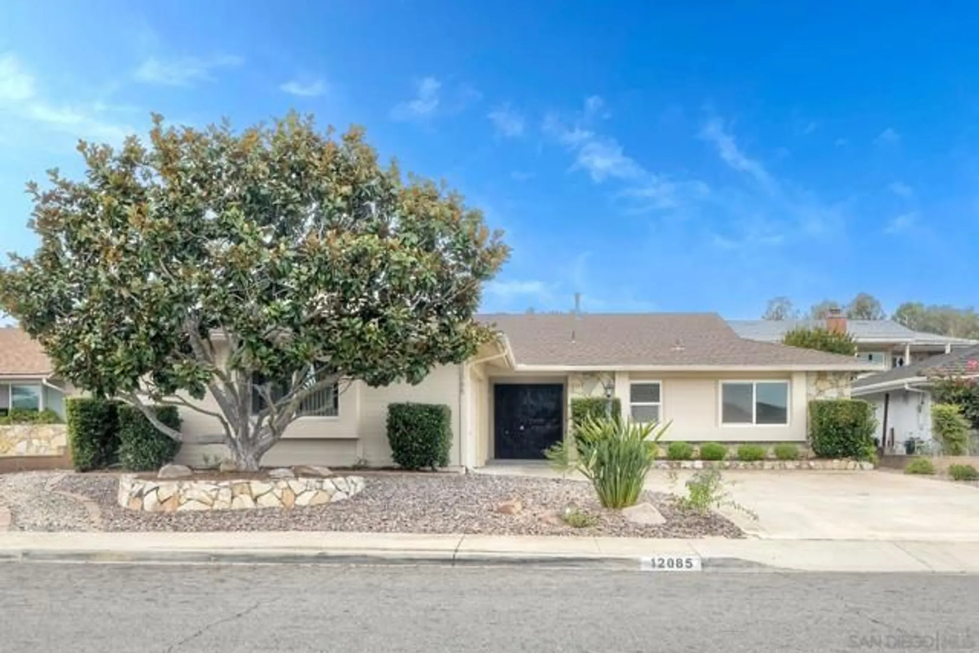 Property Slideshow image 1 of 42 | 12085 calle de maria, San Diego, CA, 92128
