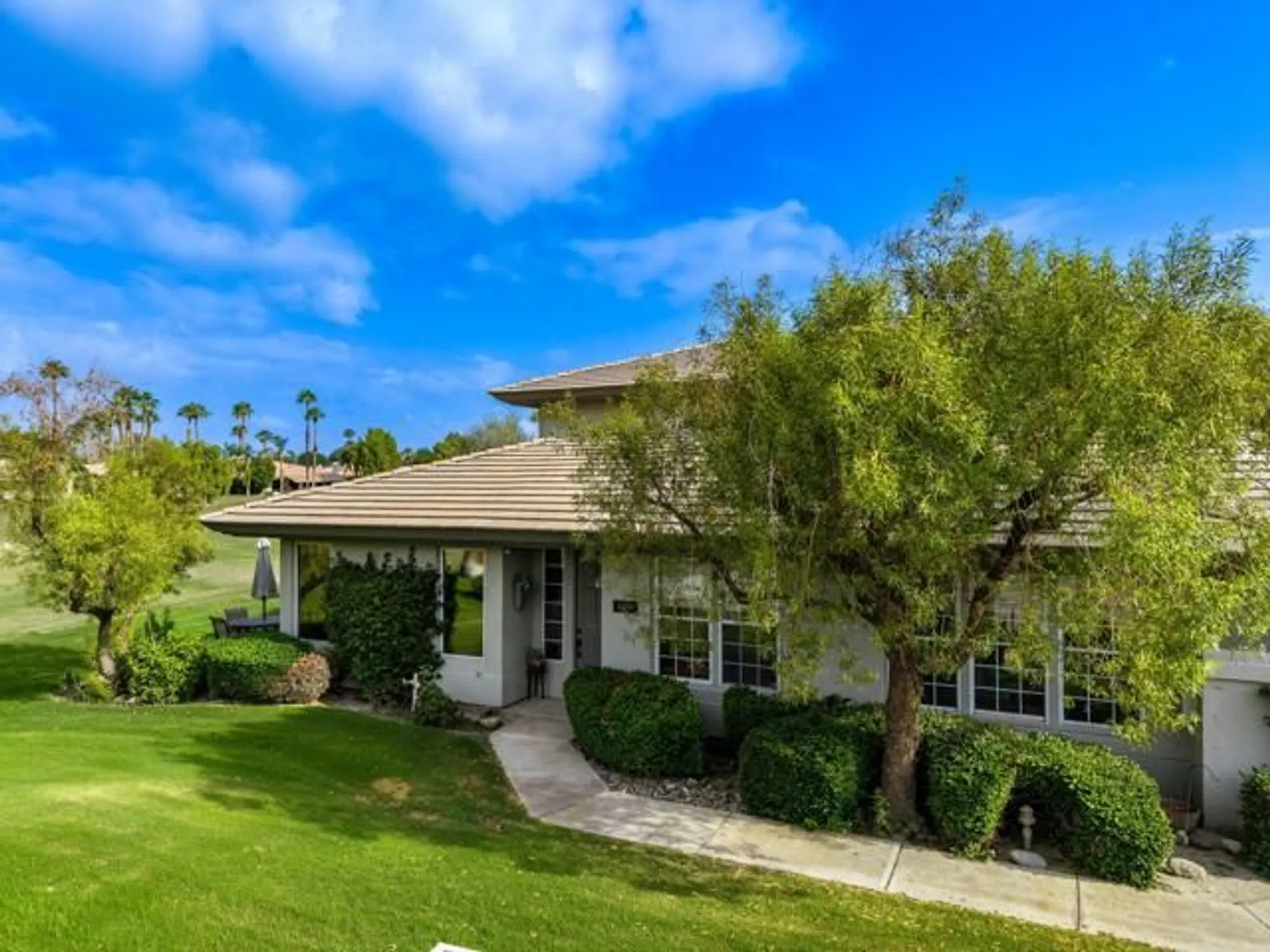 Property Slideshow image 1 of 43 | 55199 laurel vly, La Quinta, CA, 92253