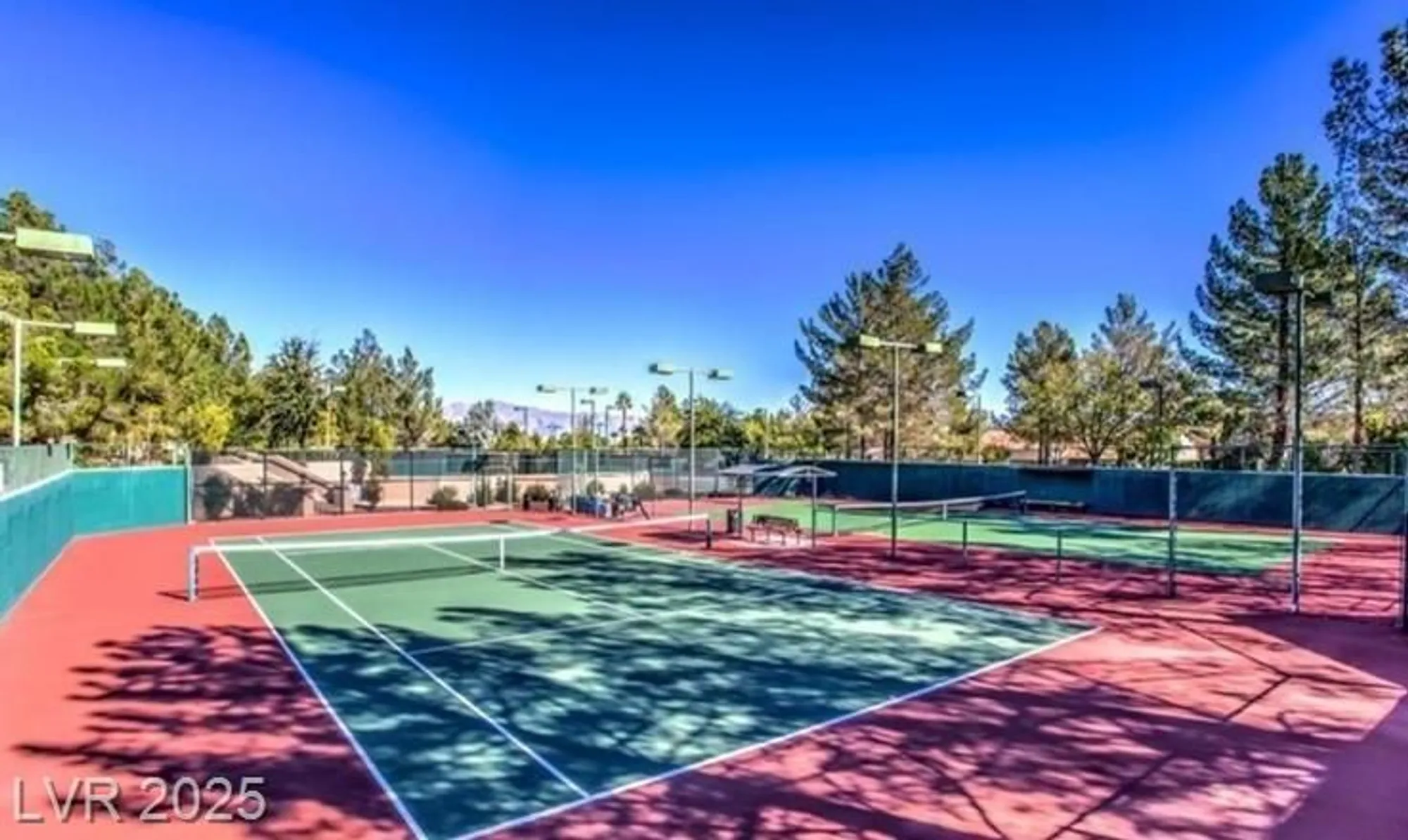 Property Slideshow image 53 of 74 | 10505 linden wood ct, Las Vegas, NV, 89134