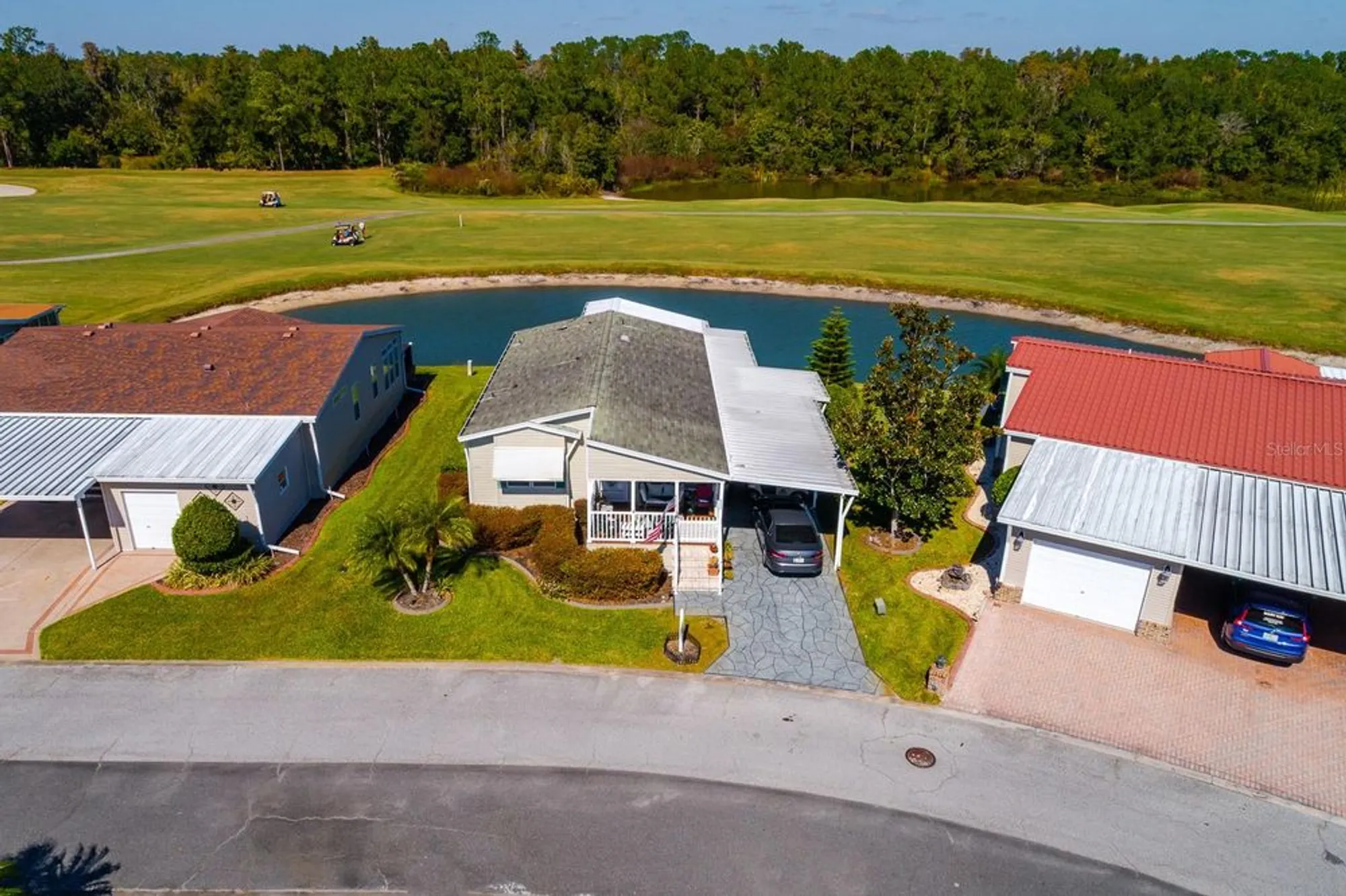 Property Slideshow image 34 of 48 | 2352 peavine cir # 1016, Lakeland, FL, 33810