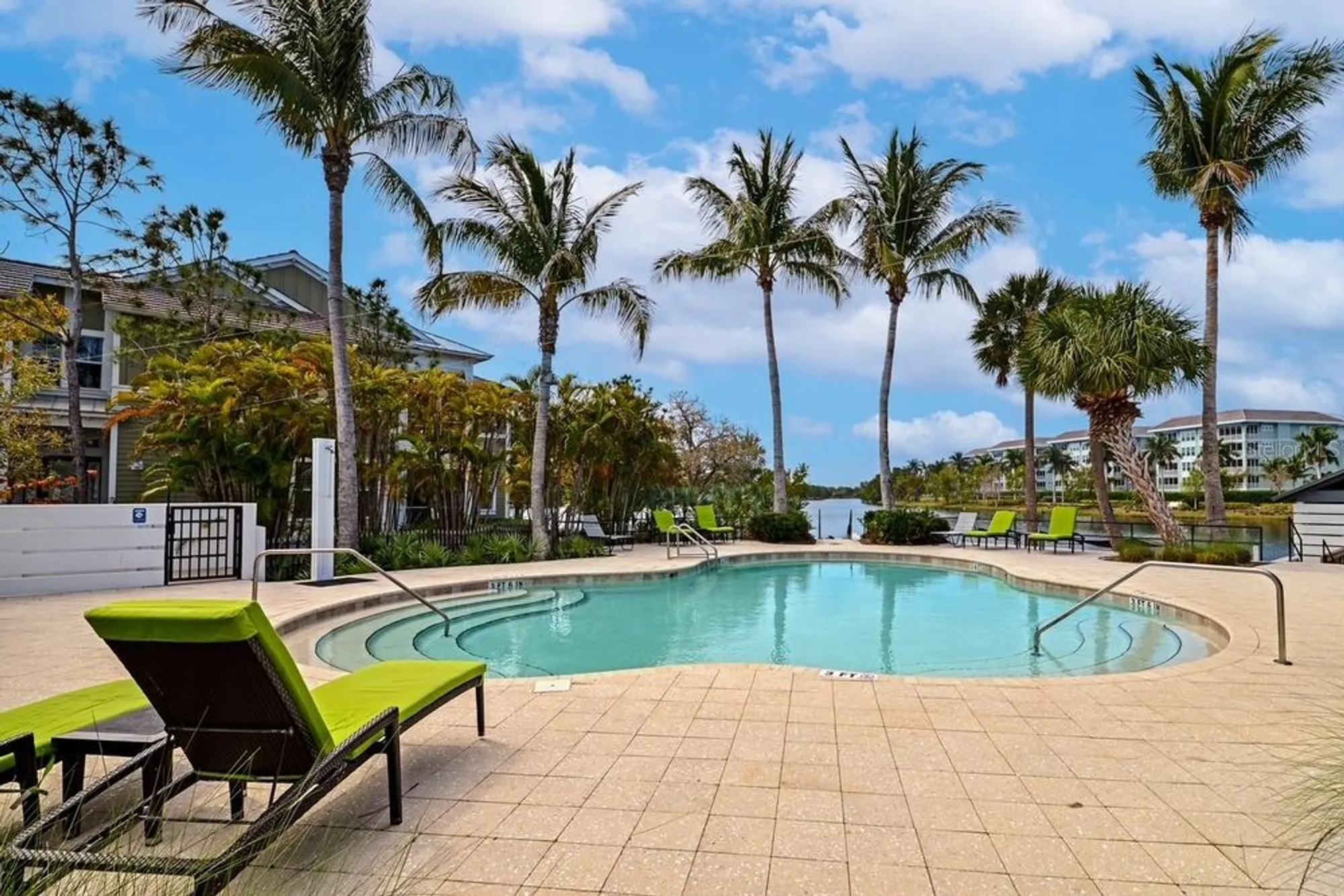 Property Slideshow image 39 of 78 | 395 aruba cir 203, Bradenton, FL, 34209