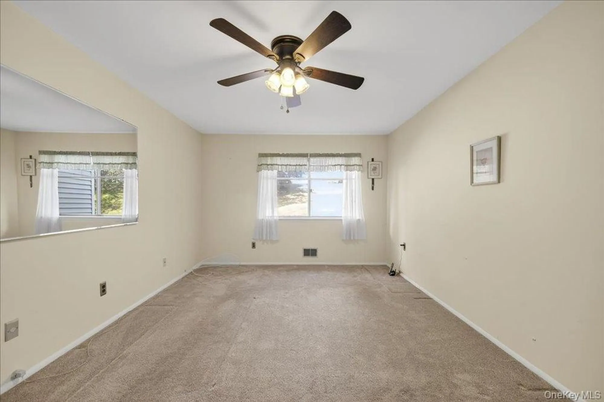Property Slideshow image 22 of 44 | 129c columbia ct, Yorktown Heights, NY, 10598