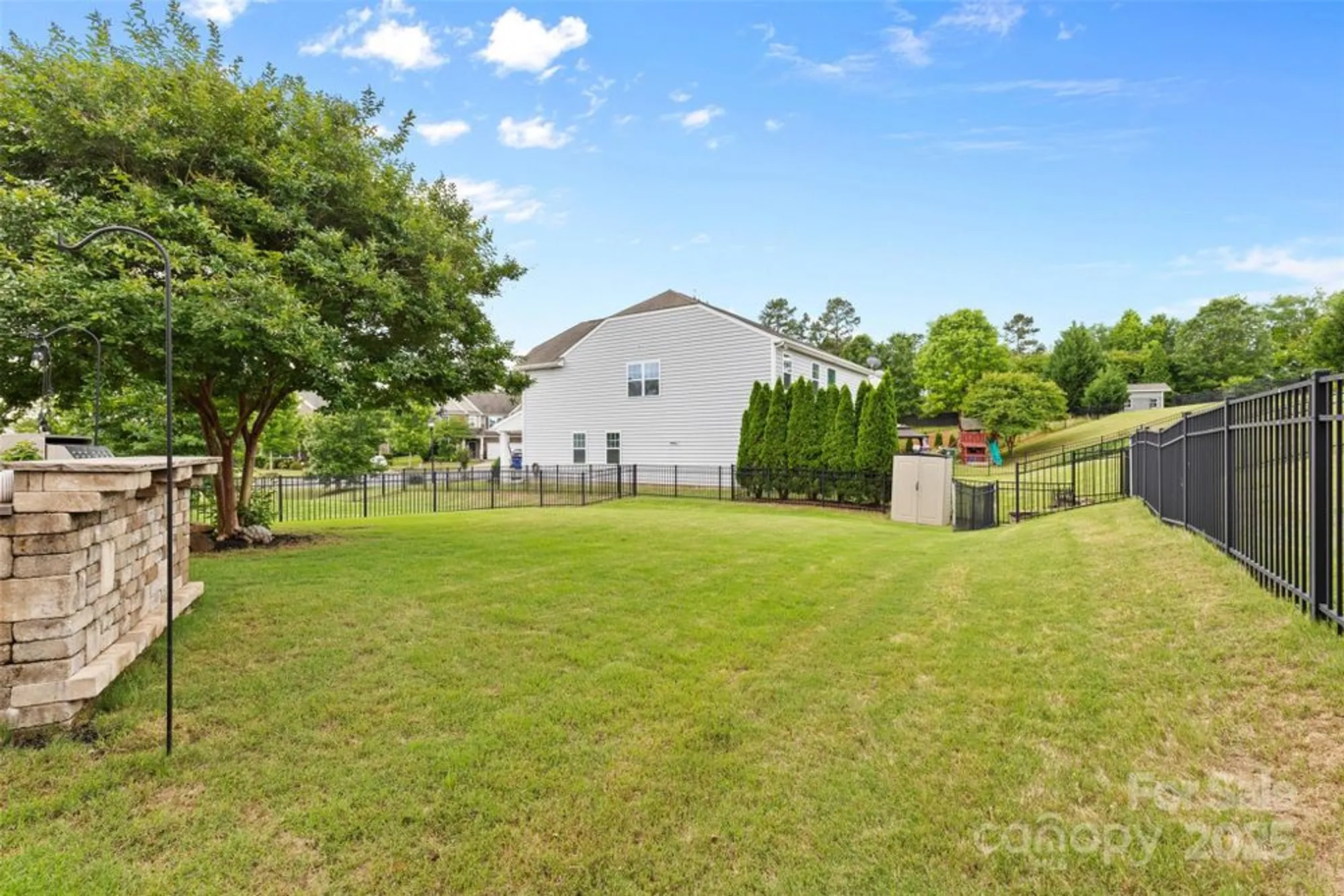 Property Slideshow image 37 of 39 | 2042 newport dr, Indian Land, SC, 29707