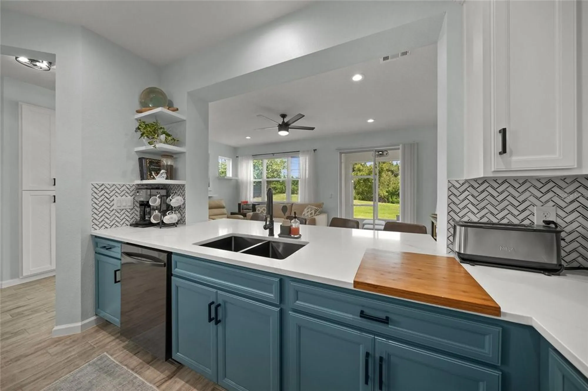 Property Slideshow image 7 of 31 | 12105 trailhead dr, Bradenton, FL, 34211