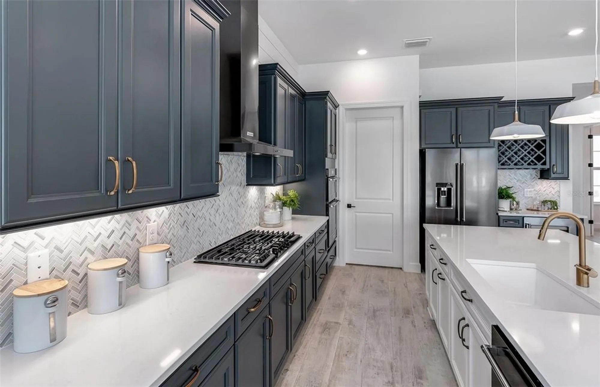 Property Slideshow image 4 of 28 | 26624 bering dr, Englewood, FL, 34223