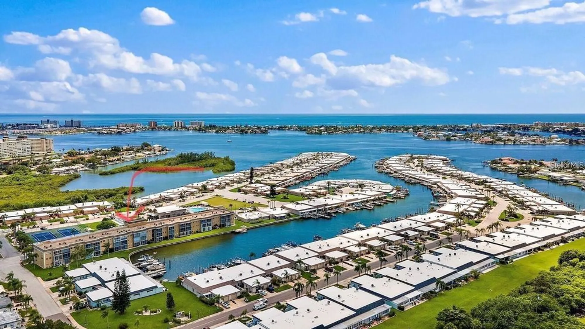 Property Slideshow image 1 of 33 | 1 boca ciega point blvd apt 213, St Petersburg, FL, 33708