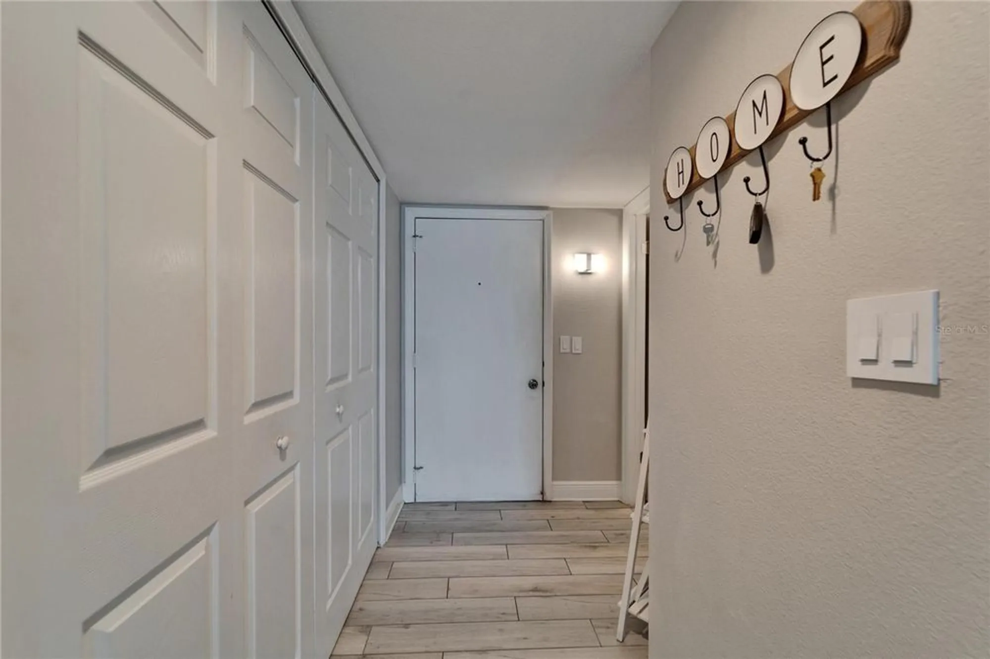 Property Slideshow image 5 of 60 | 7700 sun island dr 107, South Pasadena, FL, 33707