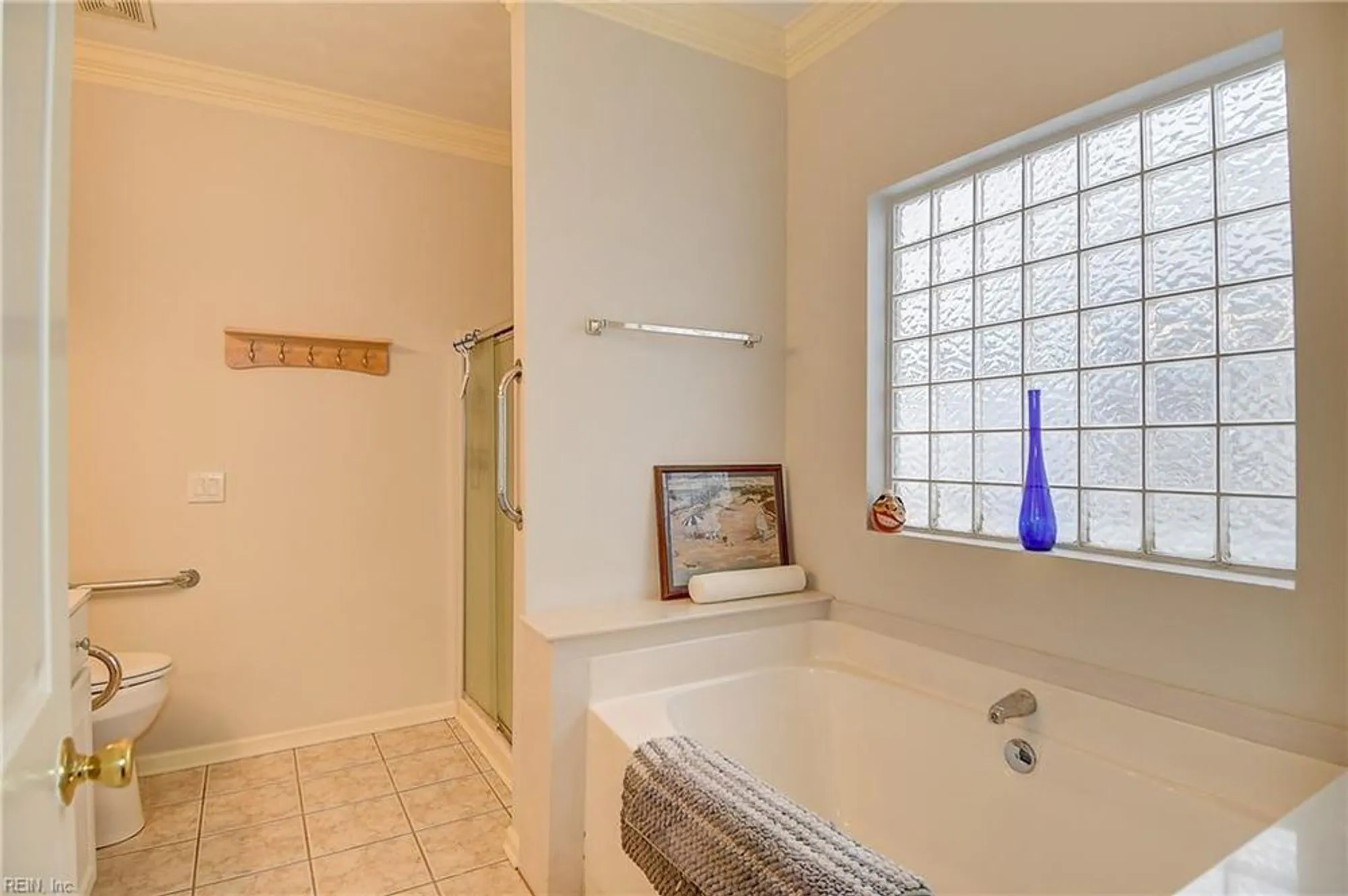 Property Slideshow image 28 of 49 | 3008 looking glass ct, Virginia Beach, VA, 23456